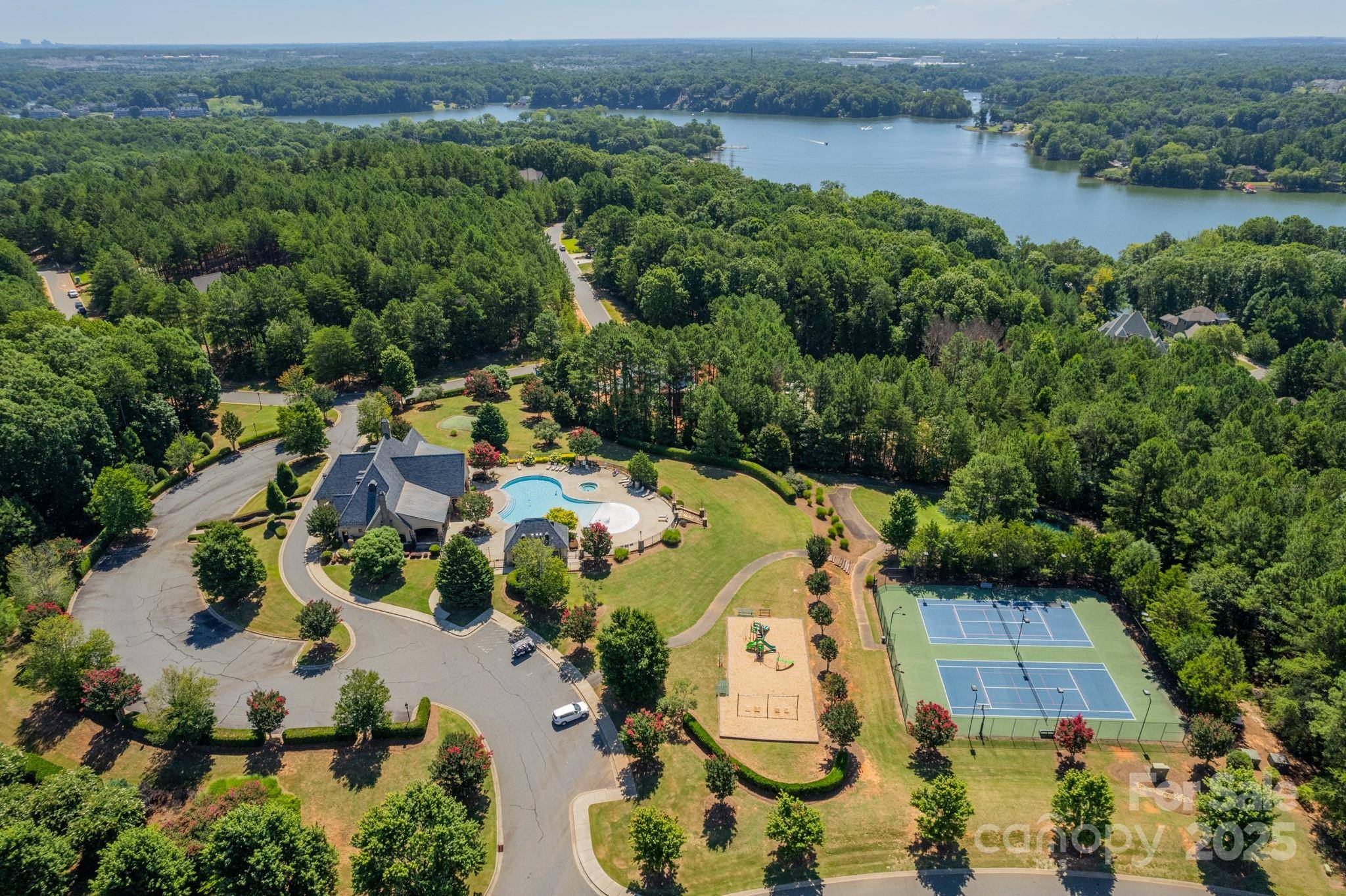 Belmont, NC 28012,3004 Ashwood Park DR