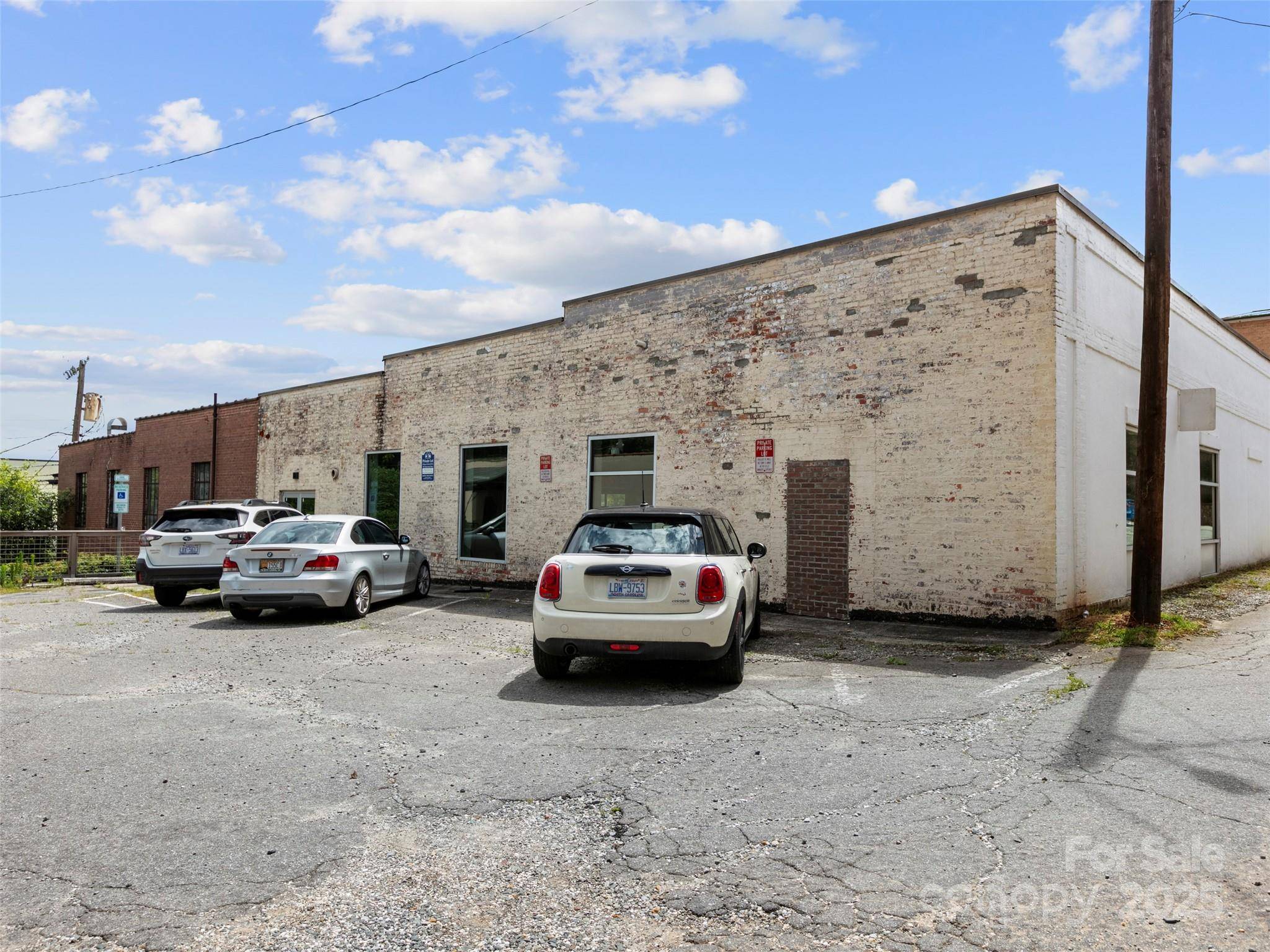 Brevard, NC 28712,37 N Broad ST