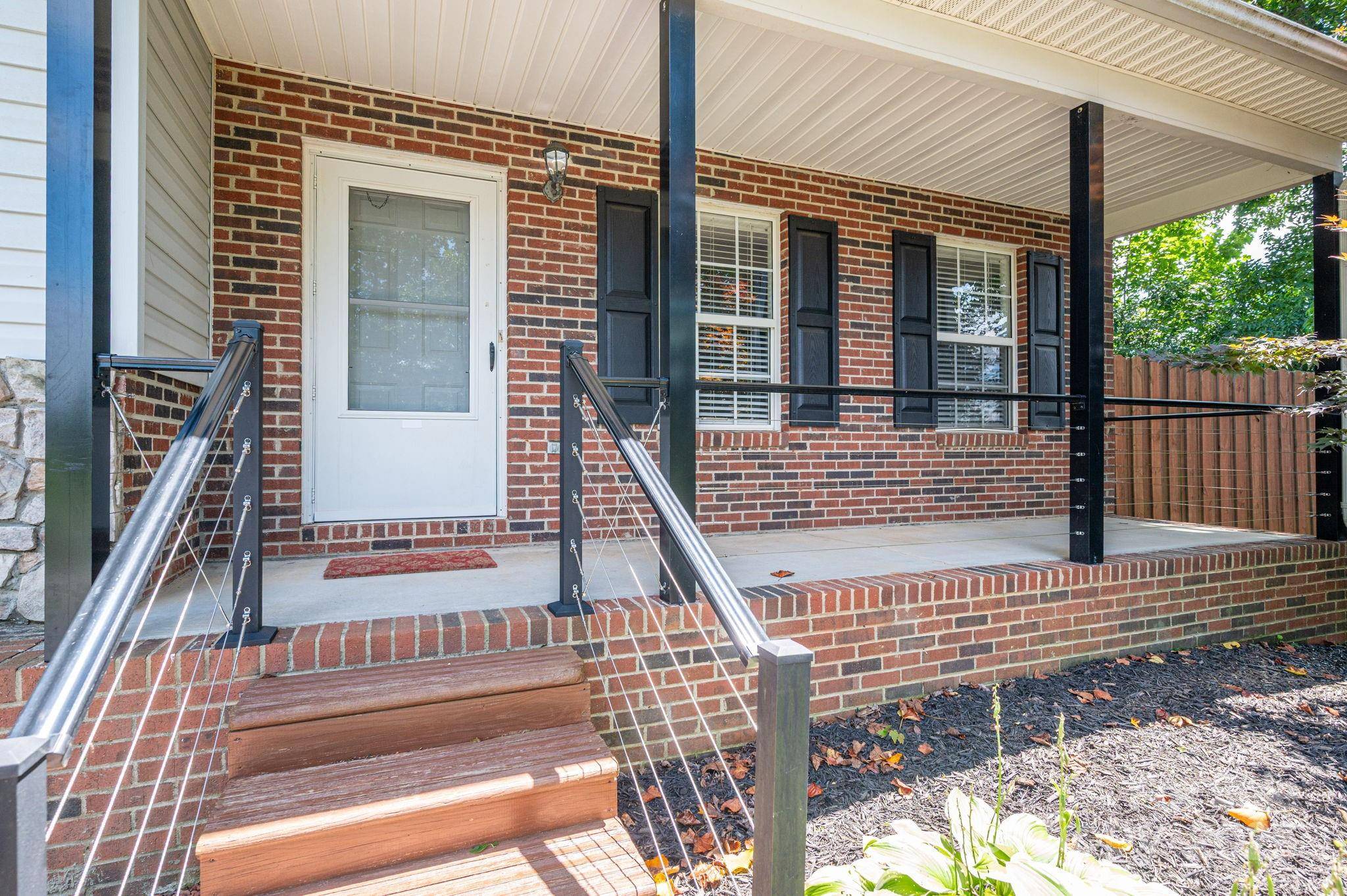 Hickory, NC 28601,2414 22nd ST NE