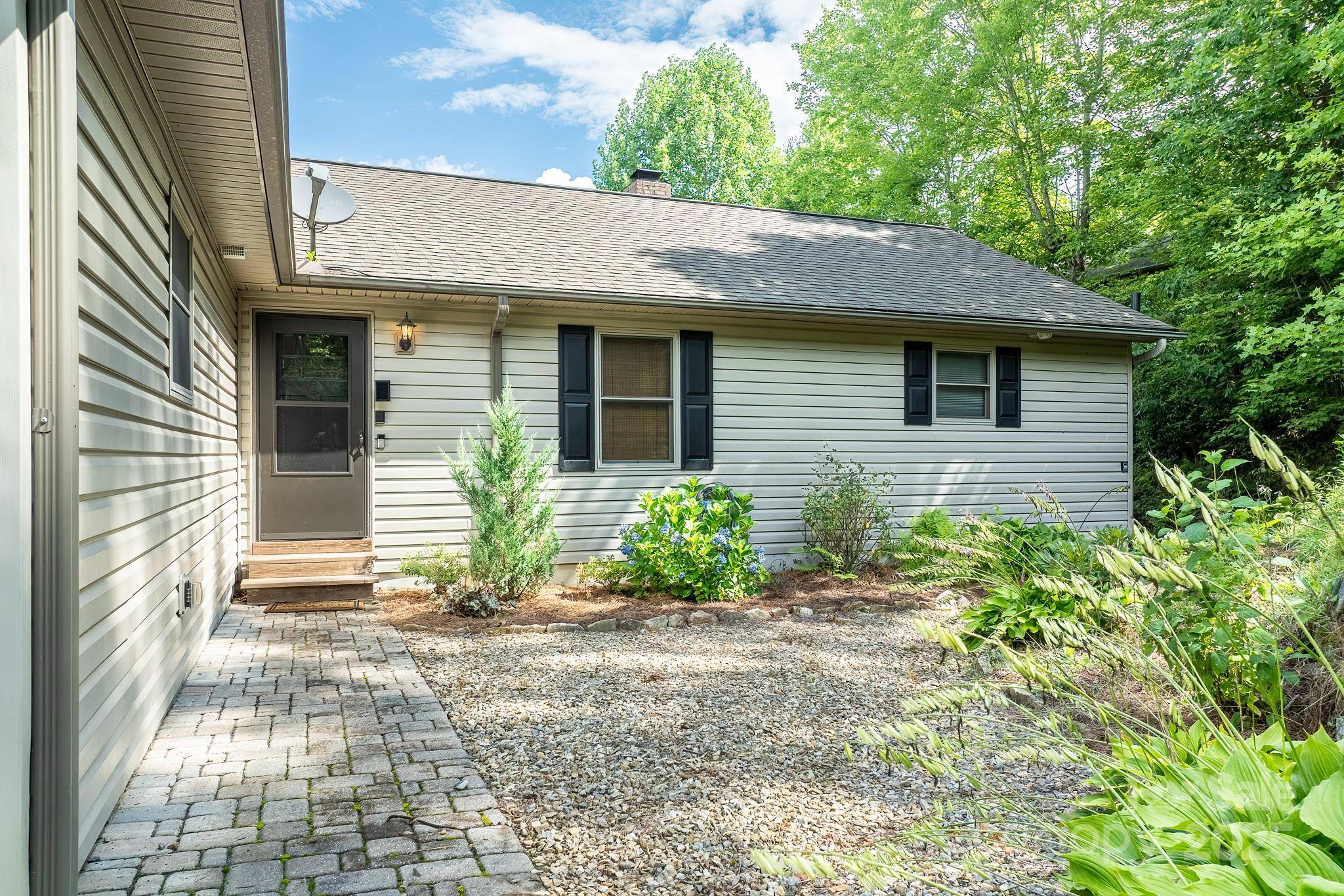 Brevard, NC 28712,188 Blue Ridge Overlook DR