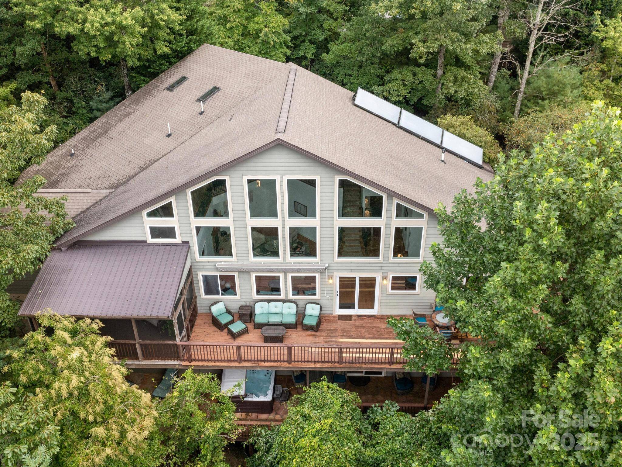 Hendersonville, NC 28739,60 Whispering Stream TRL