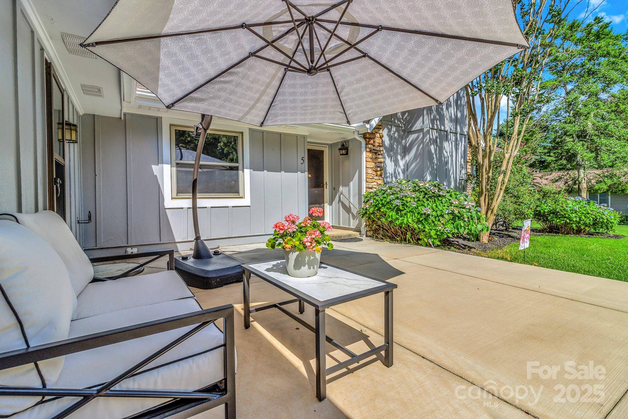 Arden, NC 28704,5 Fairway DR