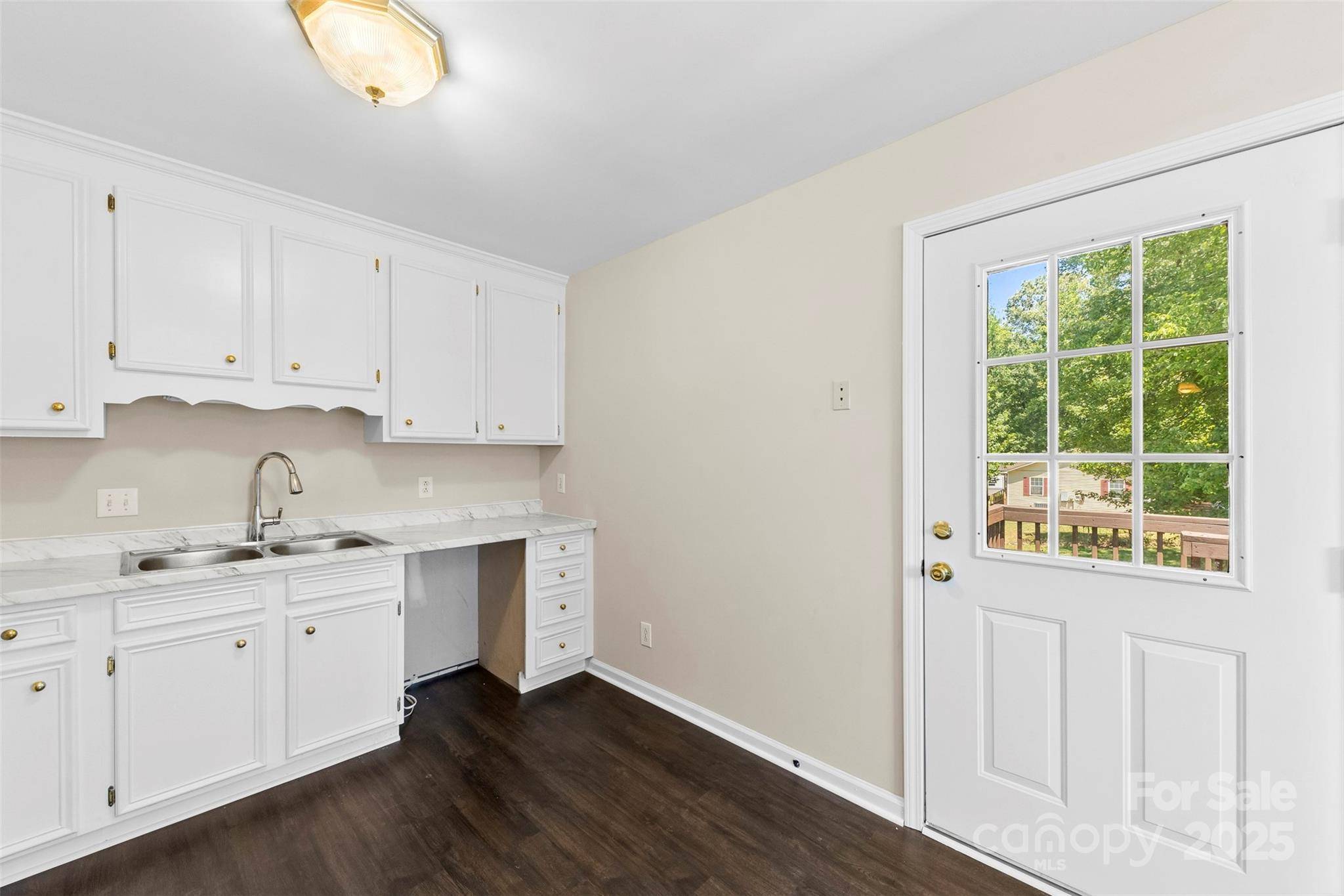 Kings Mountain, NC 28086,806 Boyce ST