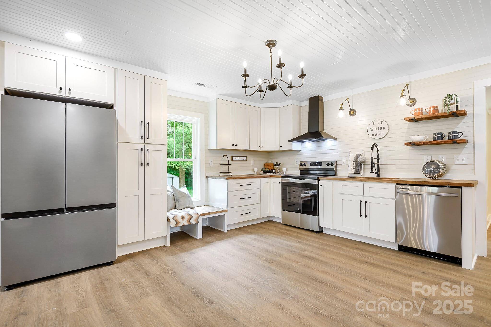Statesville, NC 28625,271 Fairmount RD