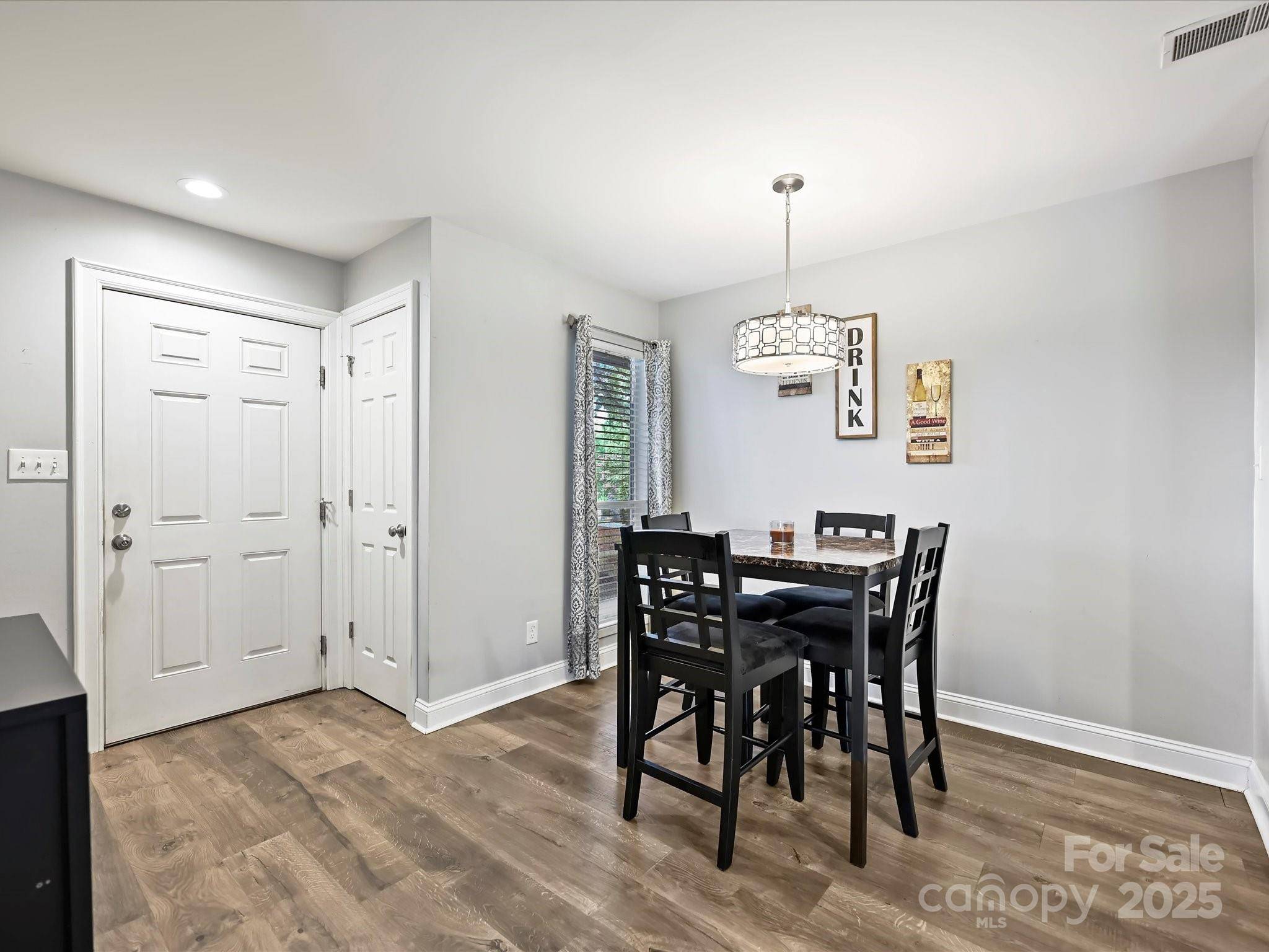 Lake Wylie, SC 29710,820 Hamiltons Harbor DR #820