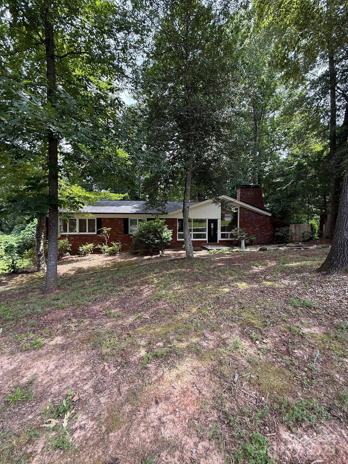 Hickory, NC 28601,2036 10th Street PL NW
