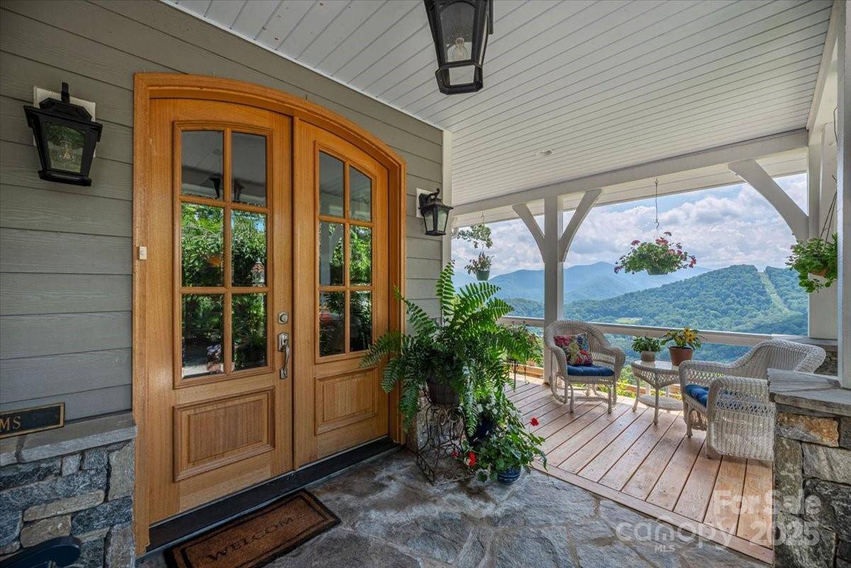 Waynesville, NC 28785,316 Fincher Mountain RD