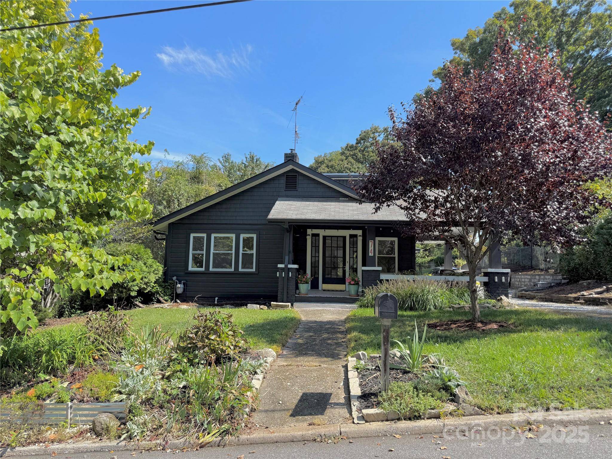 Asheville, NC 28806,74 Brownwood AVE