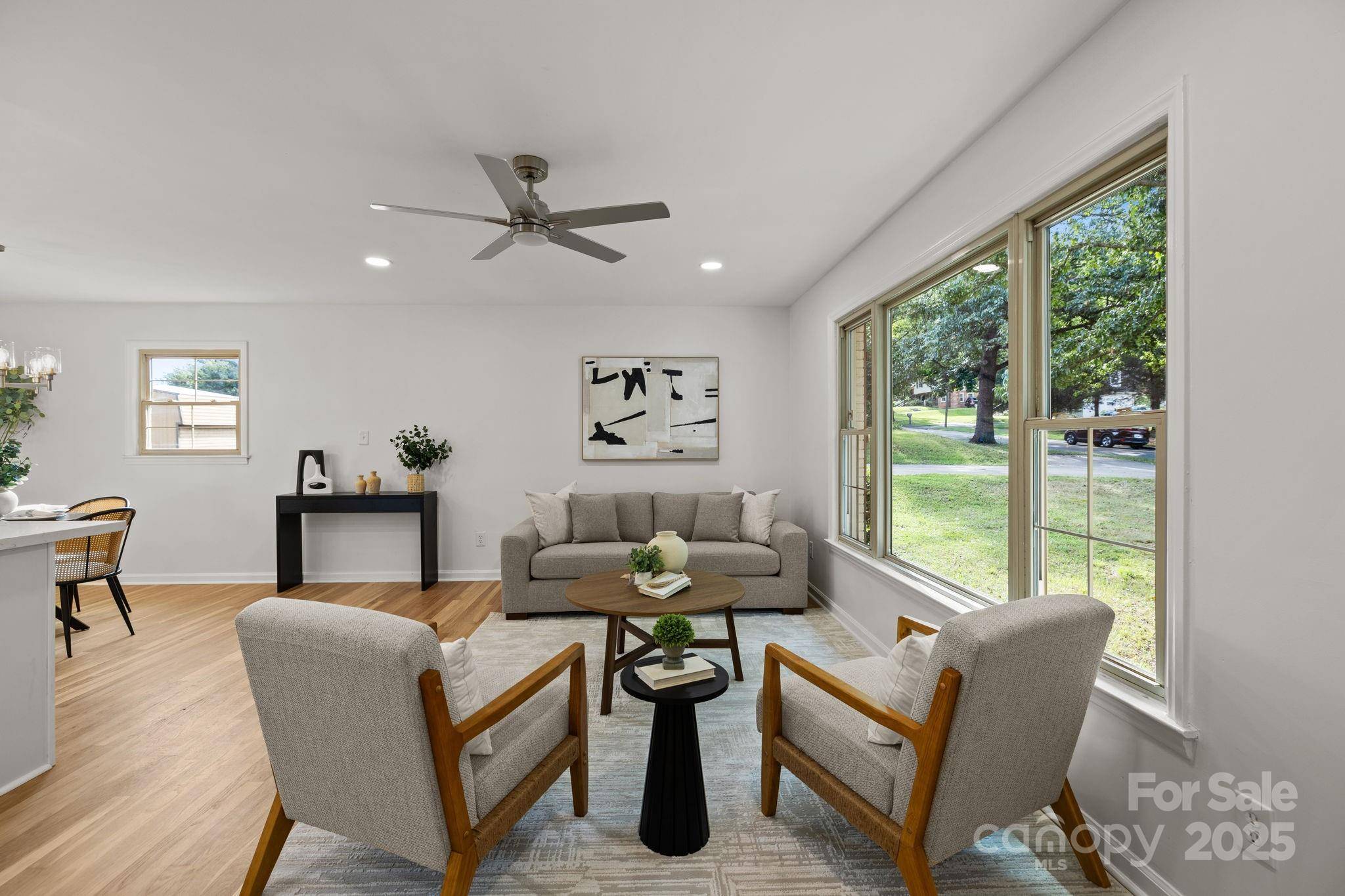 Charlotte, NC 28217,671 Archdale DR