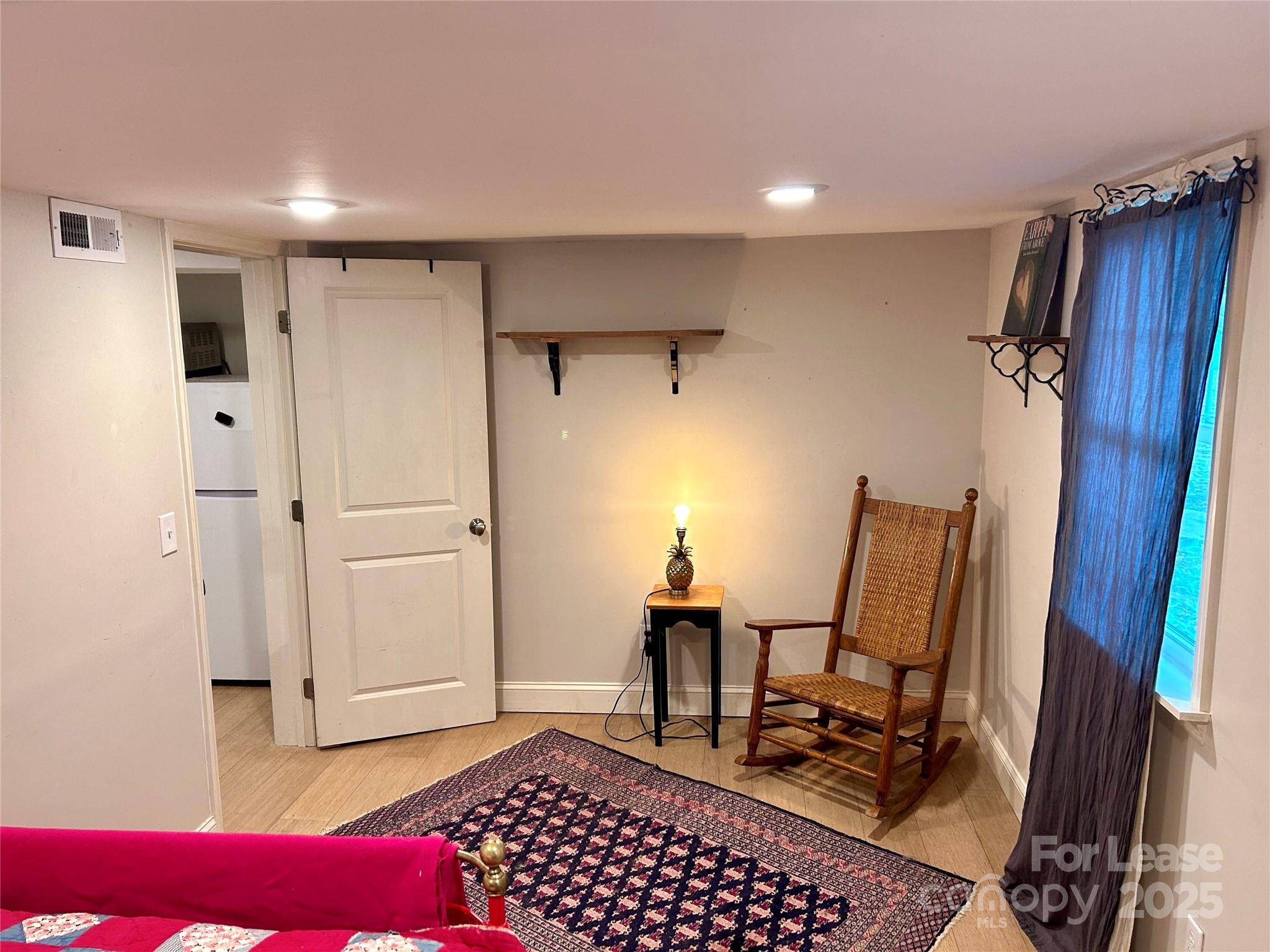 Asheville, NC 28806,15 Pruitt ST