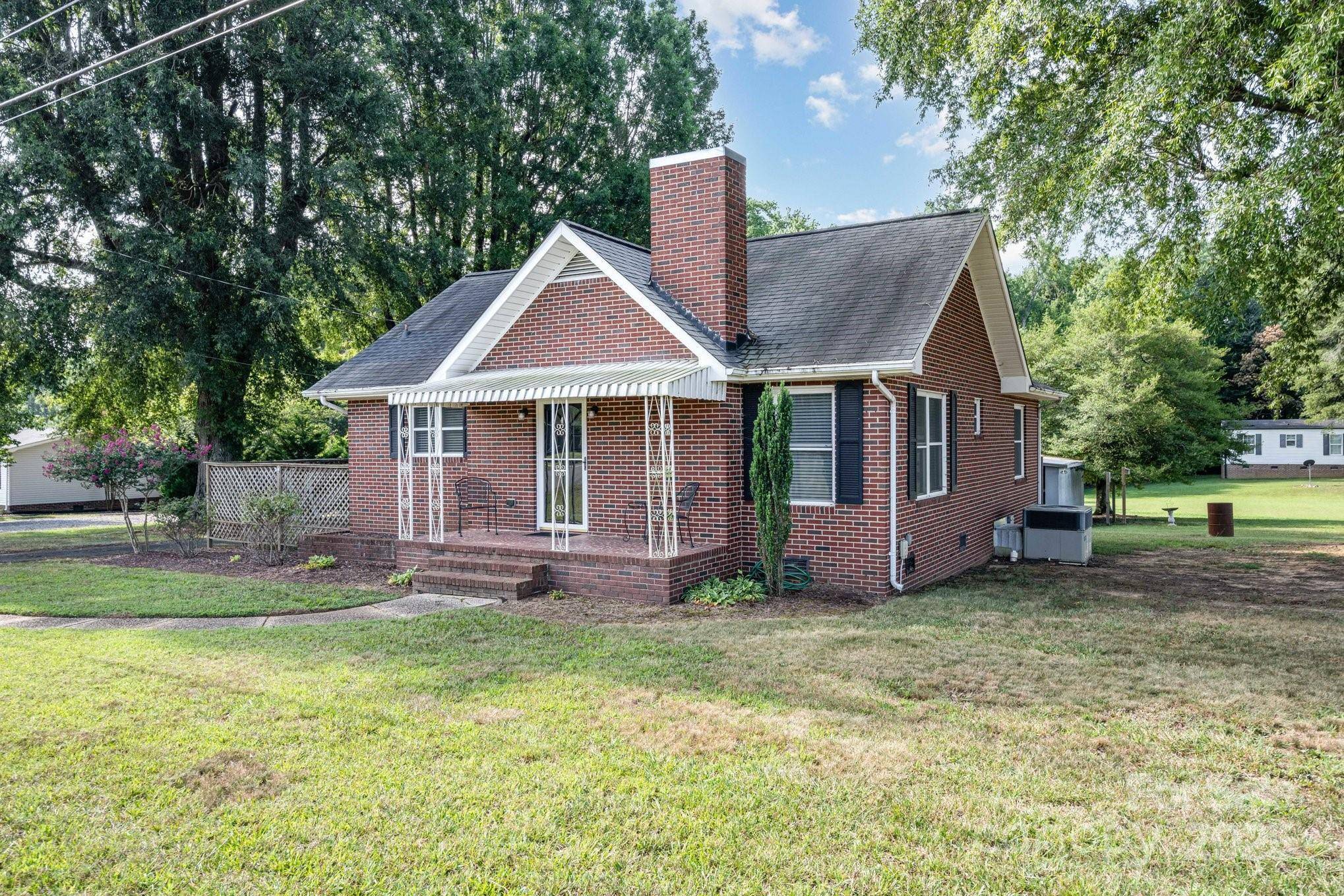 Oakboro, NC 28129,341 W Red Cross RD