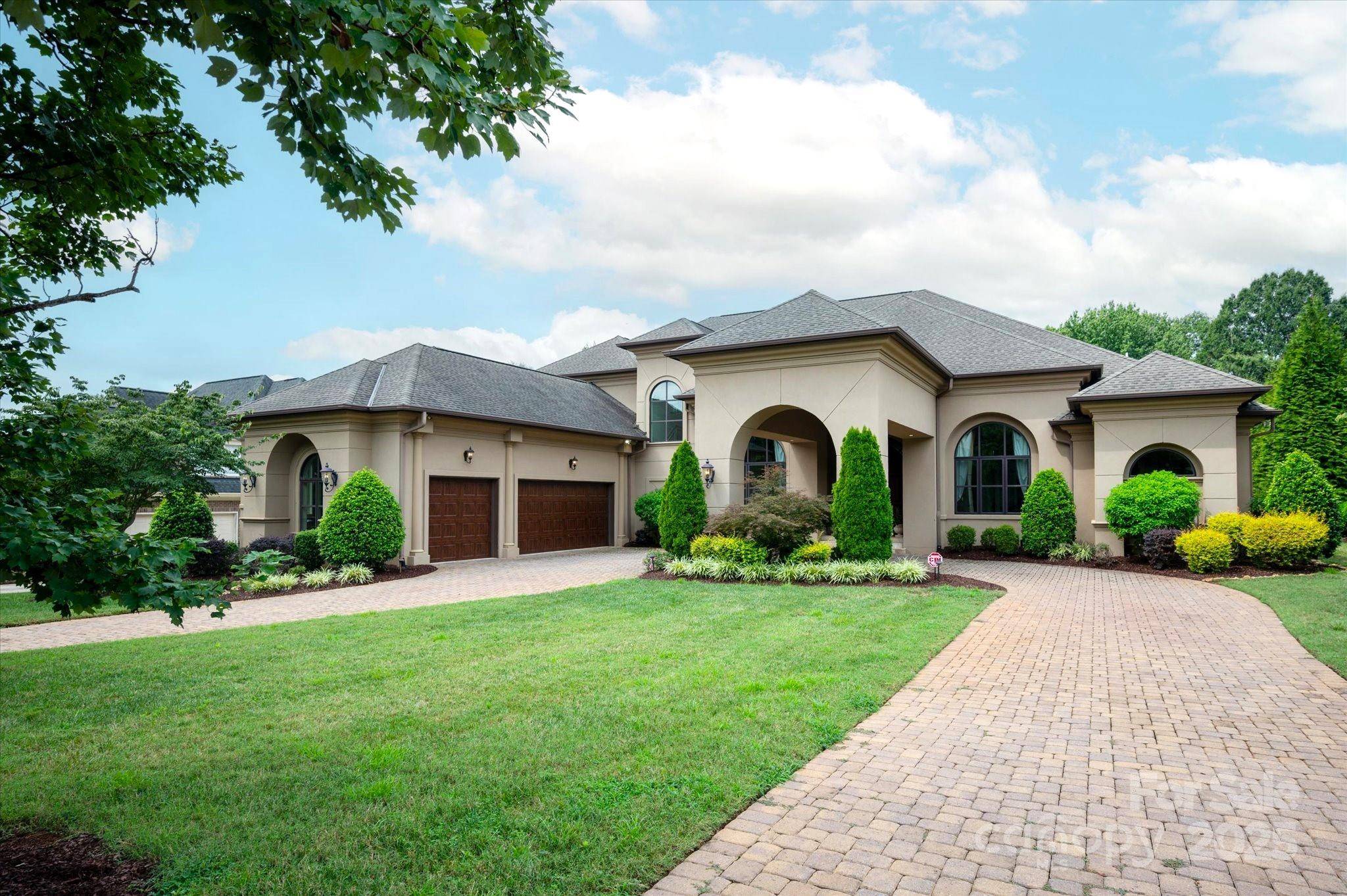 Matthews, NC 28104,4042 Blossom Hill DR