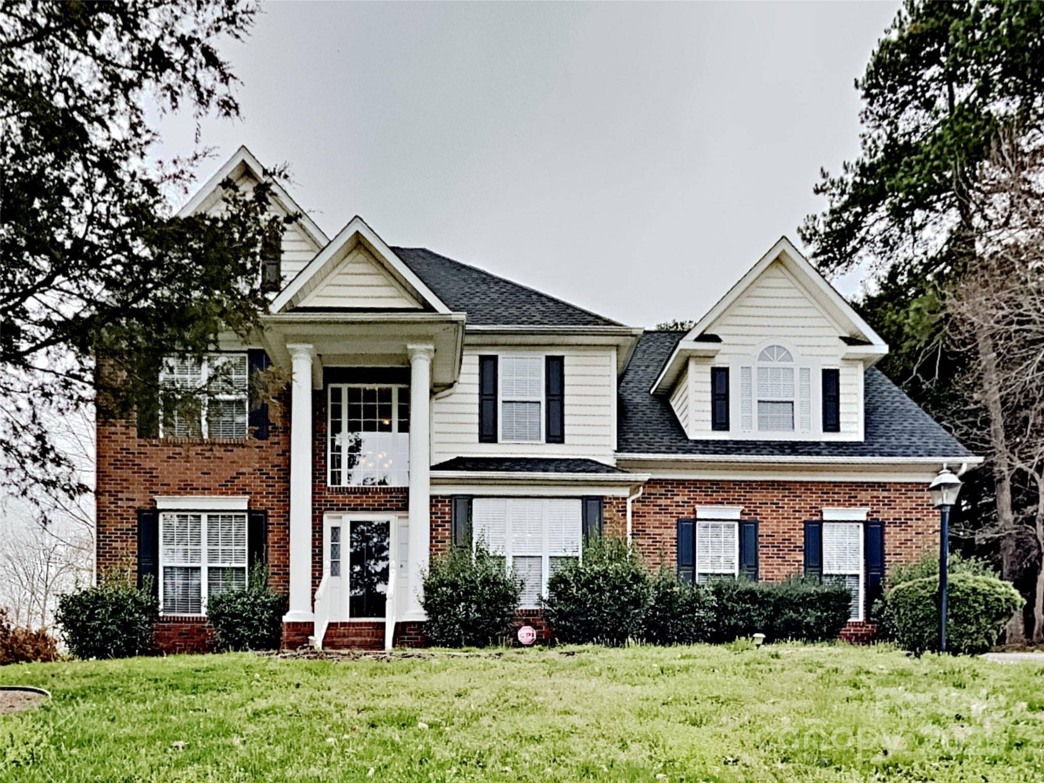 Denver, NC 28037,184 Rocky Knoll CT