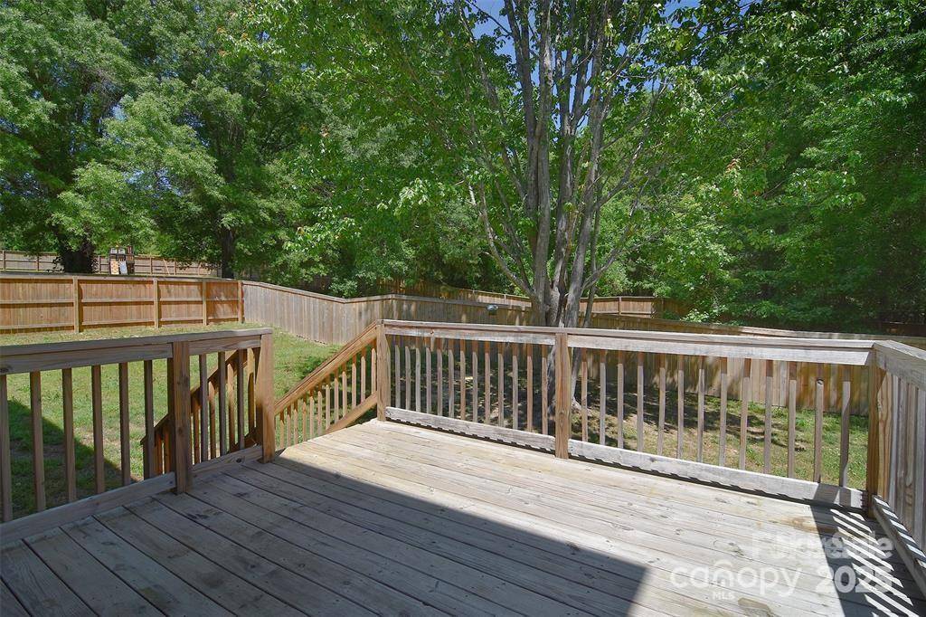 Matthews, NC 28104,1021 Vickie LN