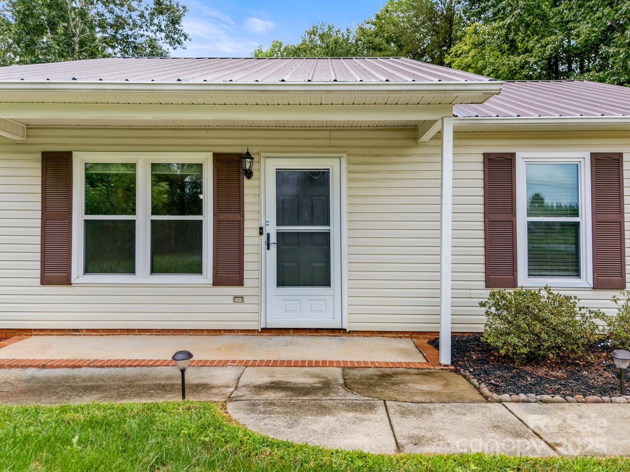 Maiden, NC 28650,3627 Lee Moore RD