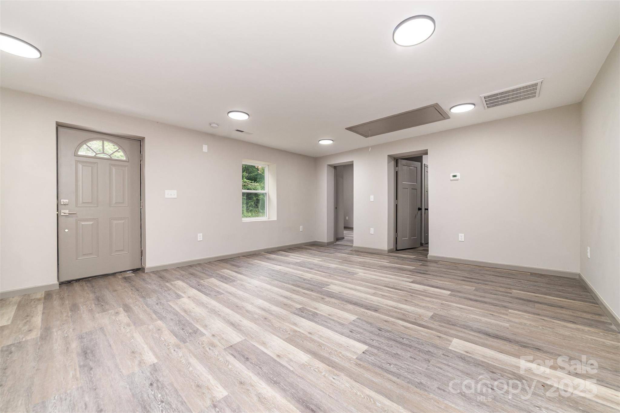 Dallas, NC 28034,1104 Hardin RD