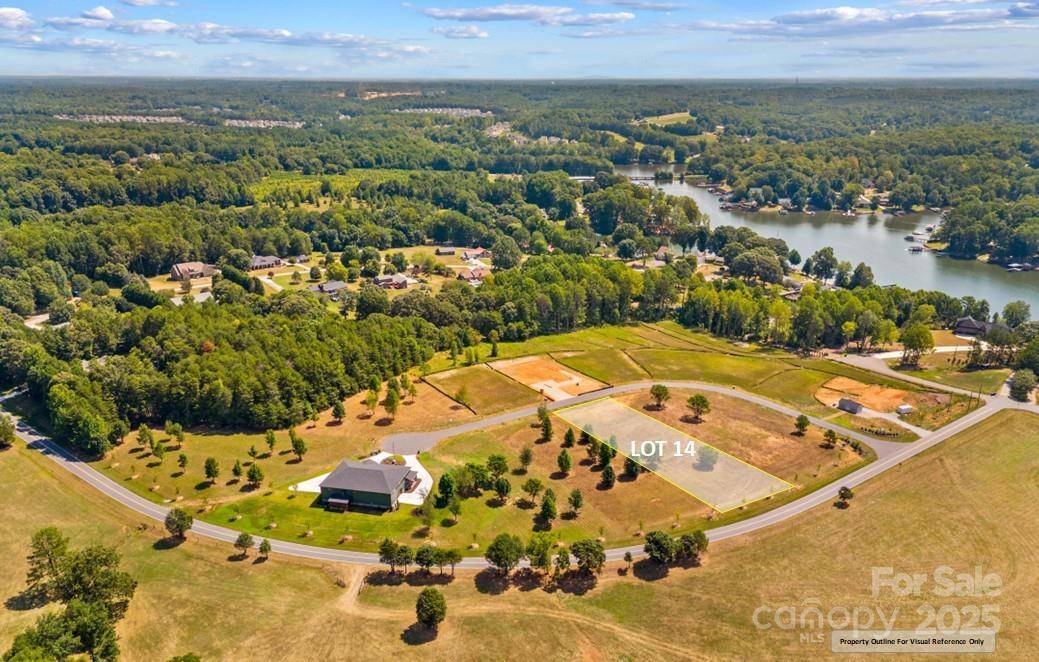 Troutman, NC 28166,125 Bentley CT #14