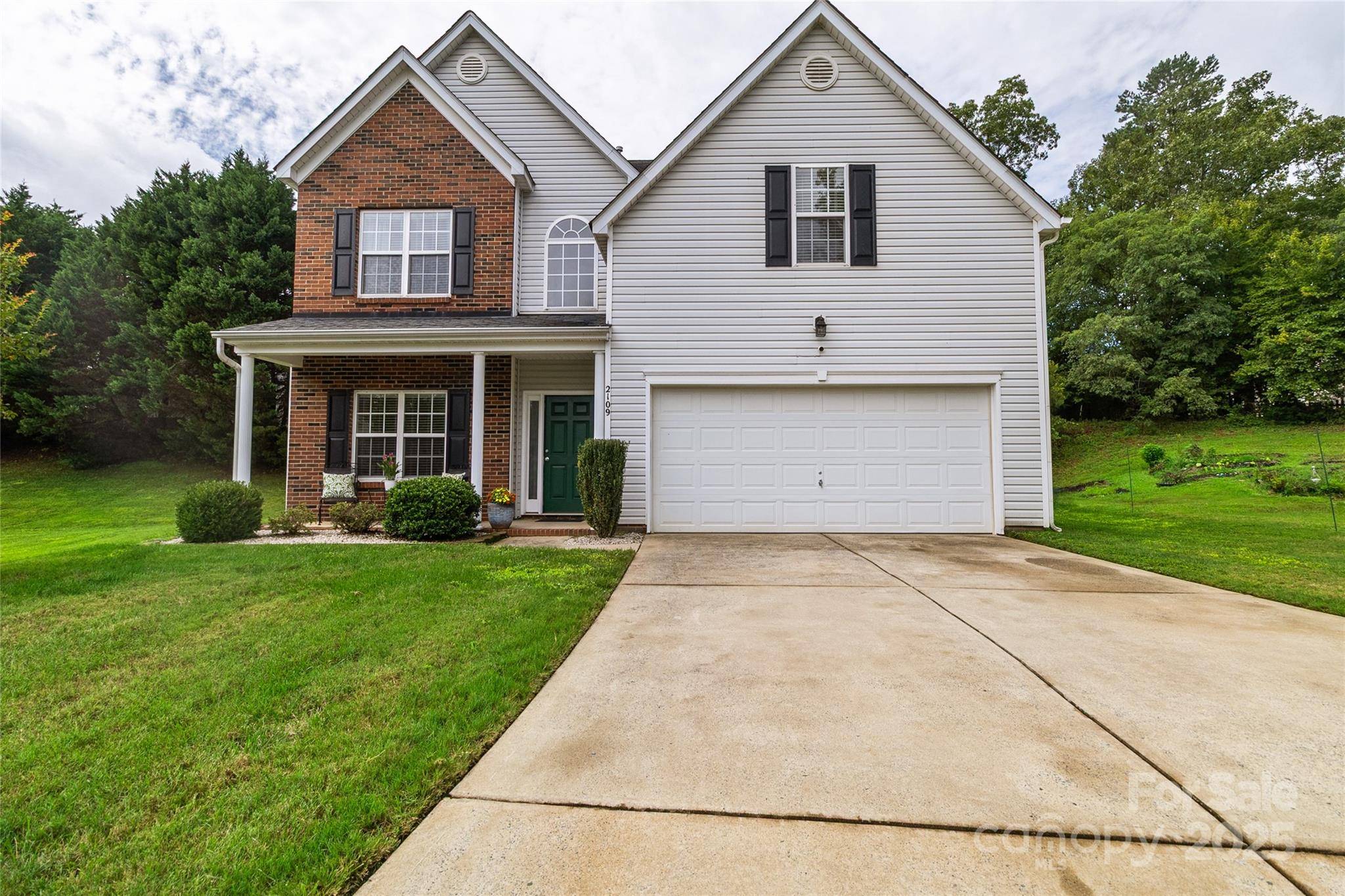 Waxhaw, NC 28173,2109 Coral Berry LN