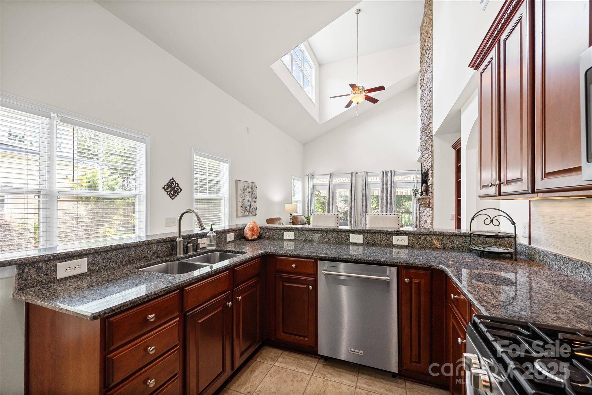 Tega Cay, SC 29708,621 Sunfish LN