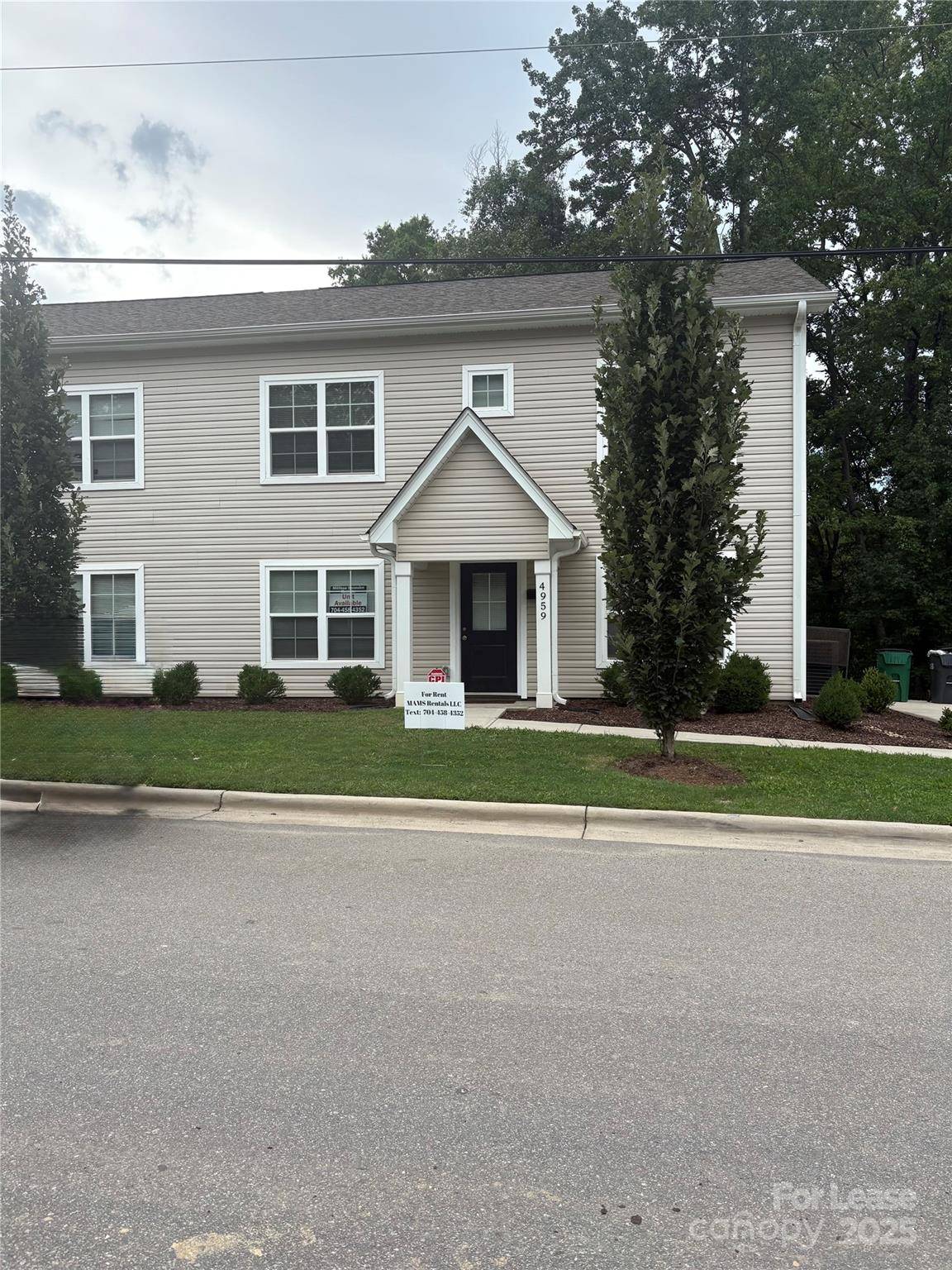 Charlotte, NC 28213,4959 Hillsboro AVE
