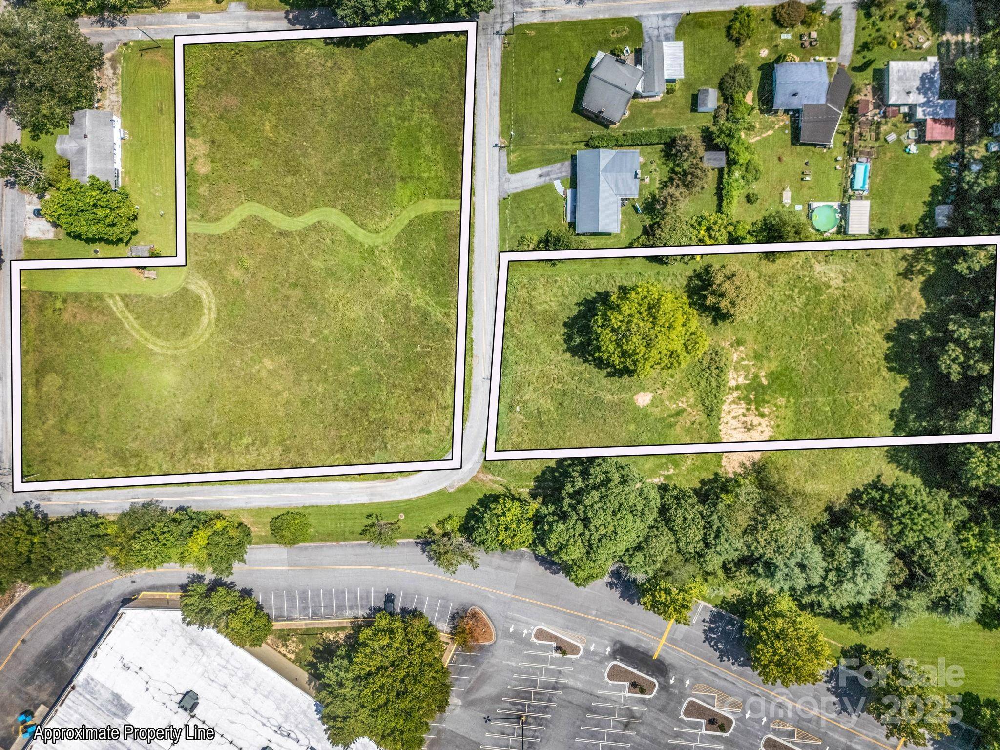 Hendersonville, NC 28792,410 Freeman ST