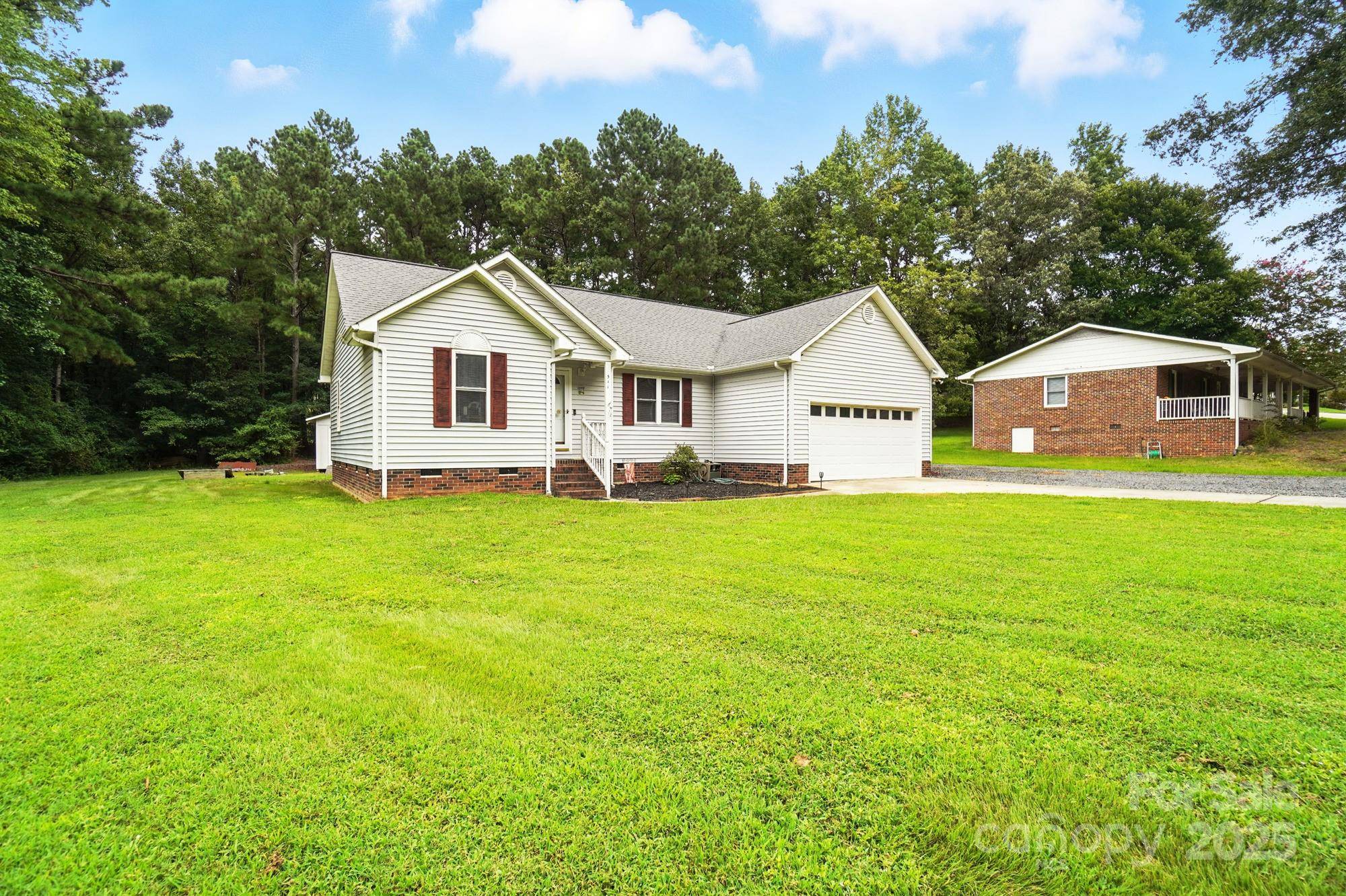 Albemarle, NC 28001,511 Anderson RD