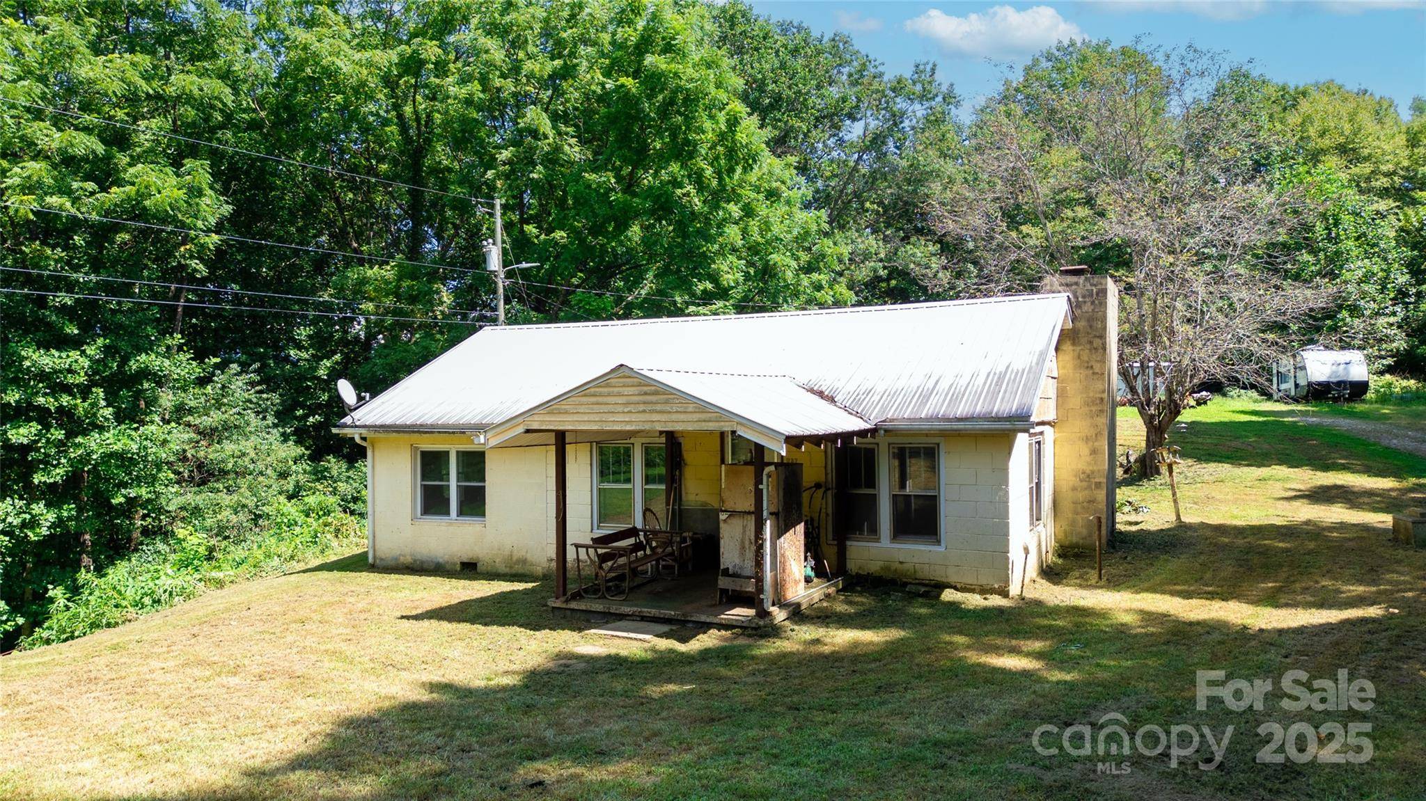 Sylva, NC 28779,805 Frosty Ridge RD