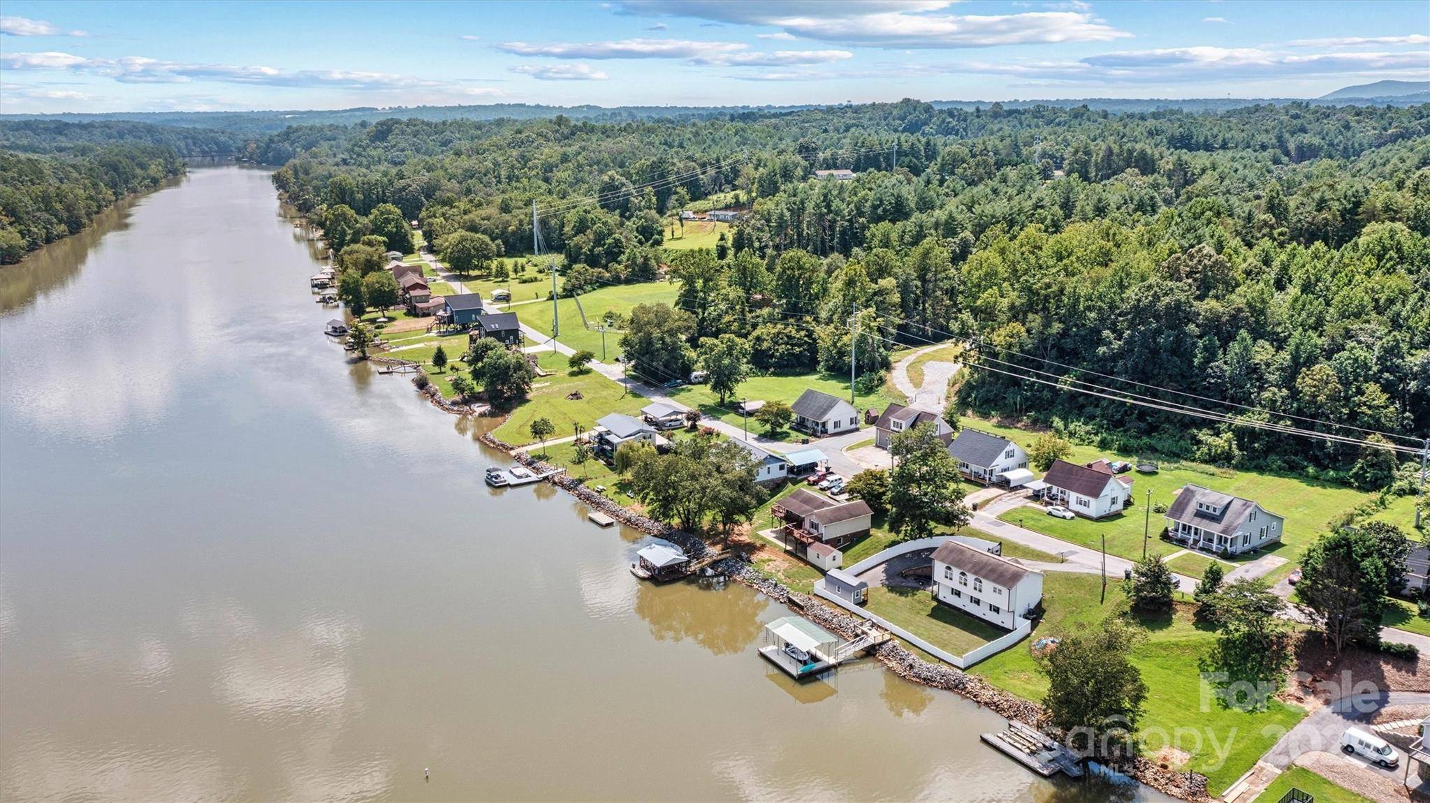 Hickory, NC 28601,209 Catawba AVE