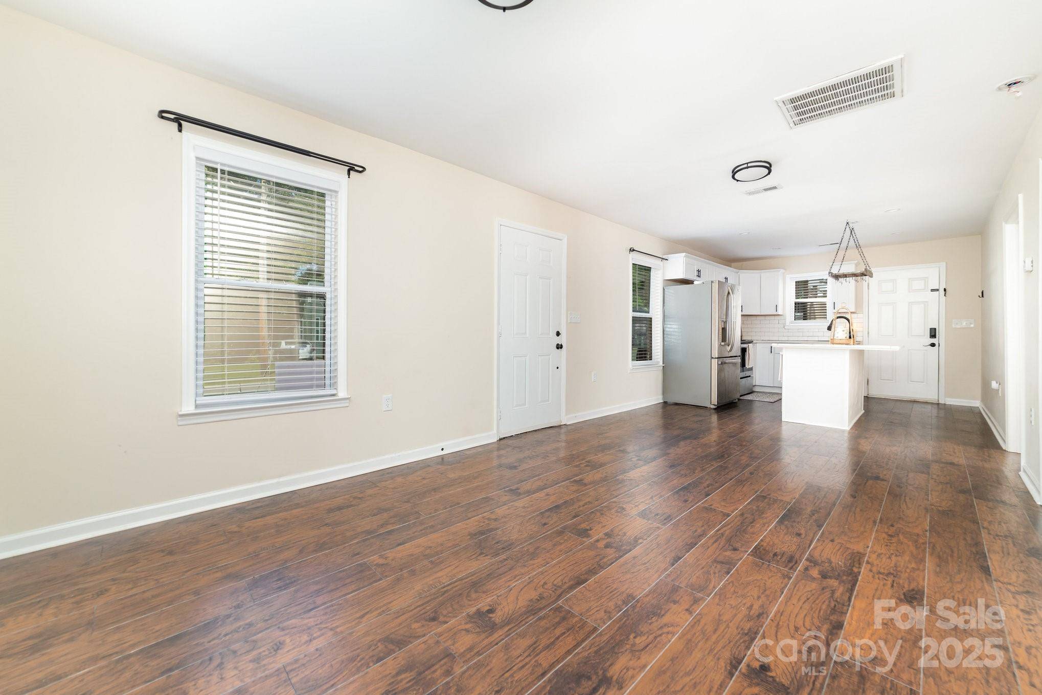 Stanley, NC 28164,708 N Buckoak ST