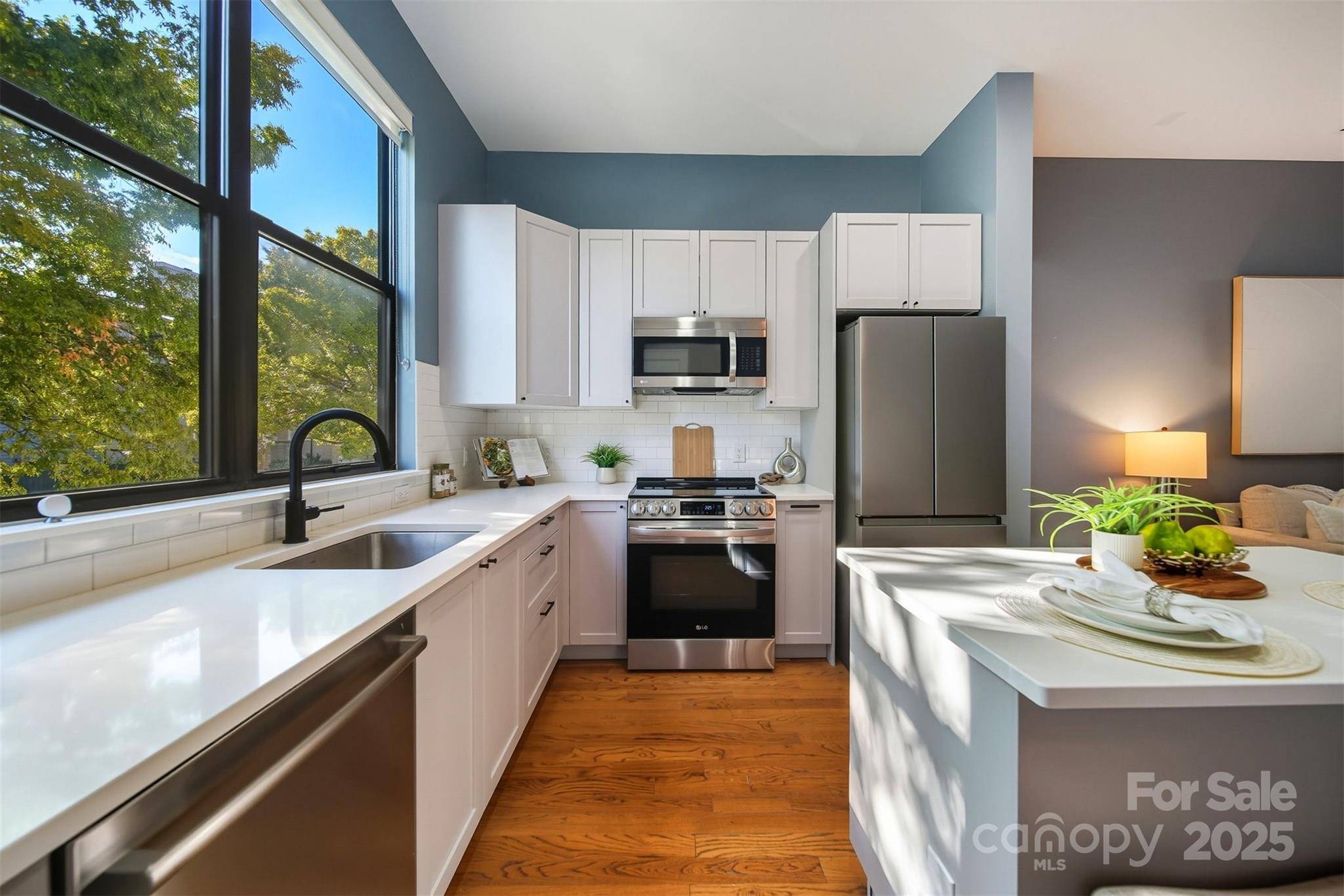 Charlotte, NC 28204,431 M ST