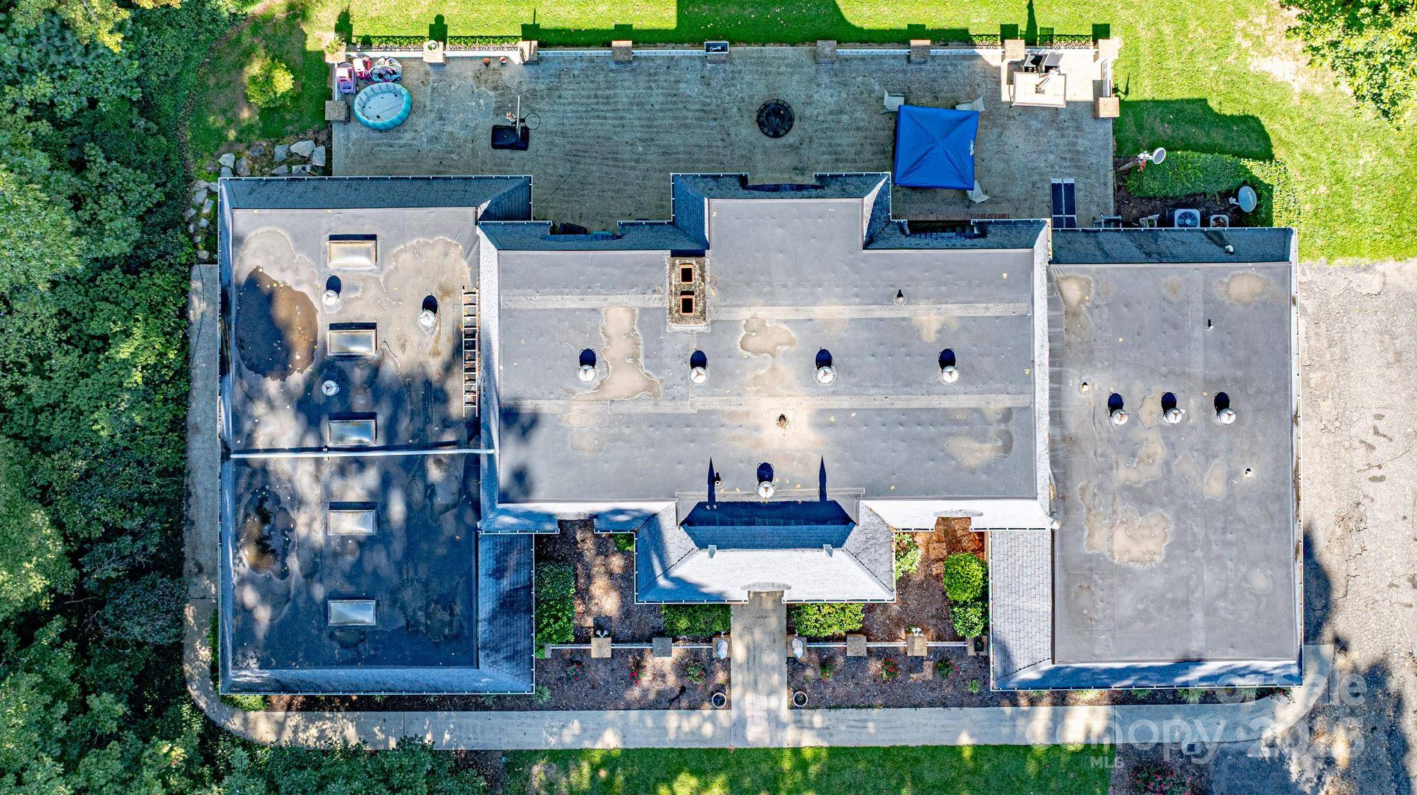 Marion, NC 28752,390 Forest Heights DR