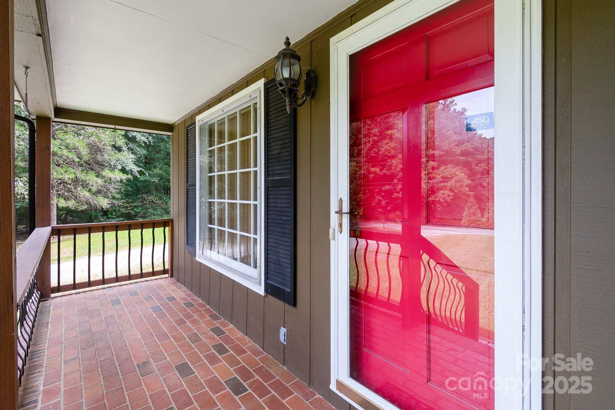 Lancaster, SC 29720,2587 Kendlewood DR