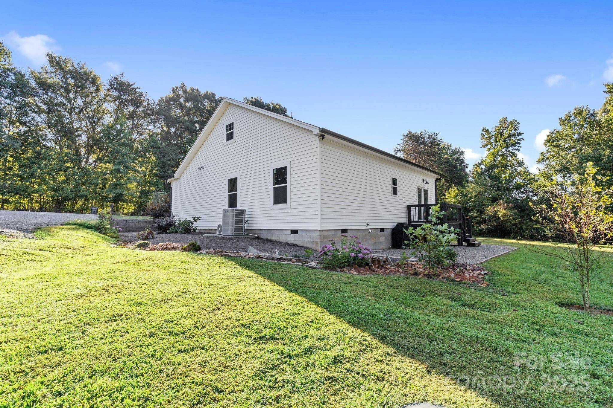 Olin, NC 28660,119 Con Lee DR