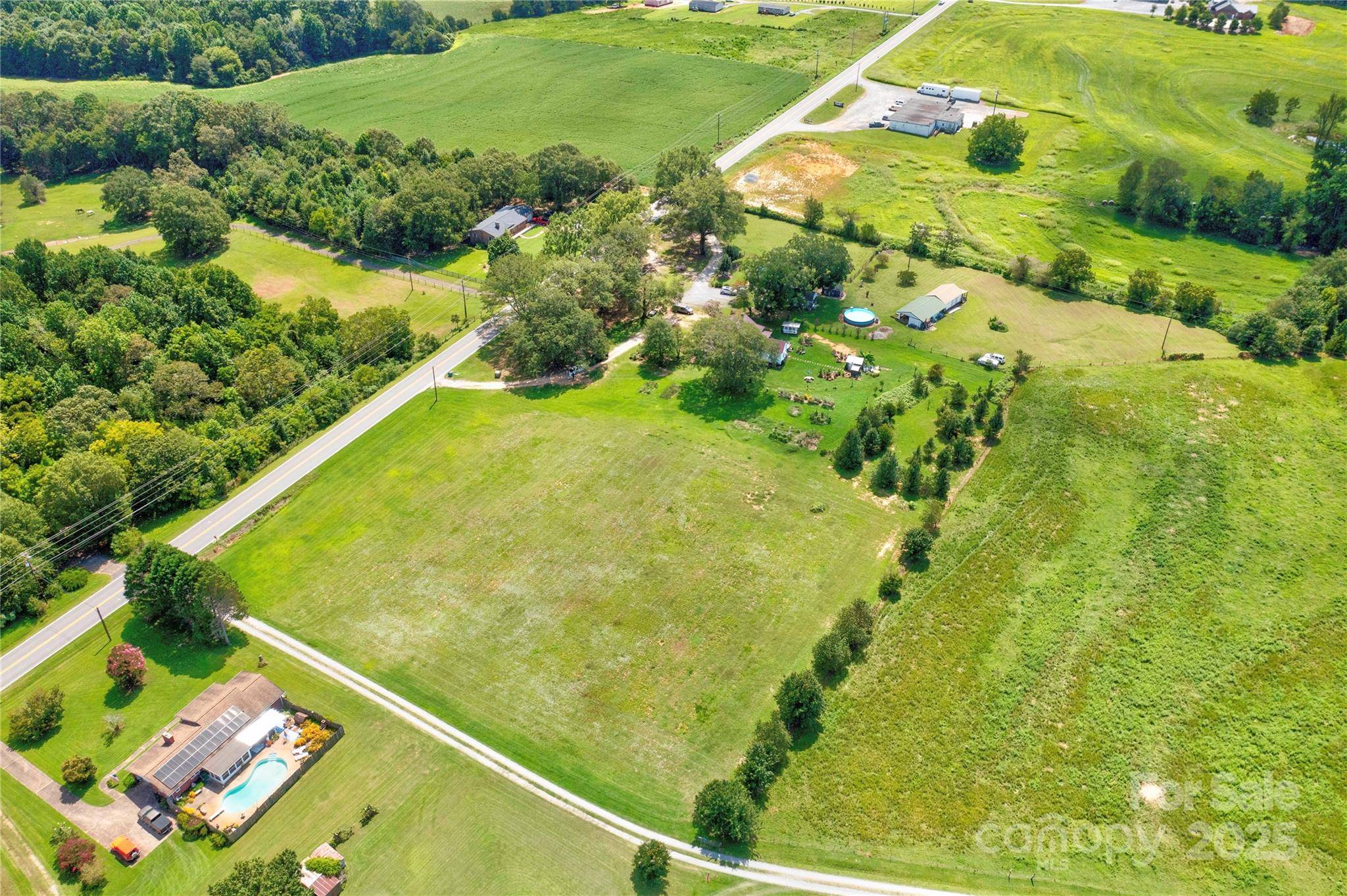 Shelby, NC 28150,4241-1 Fallston RD