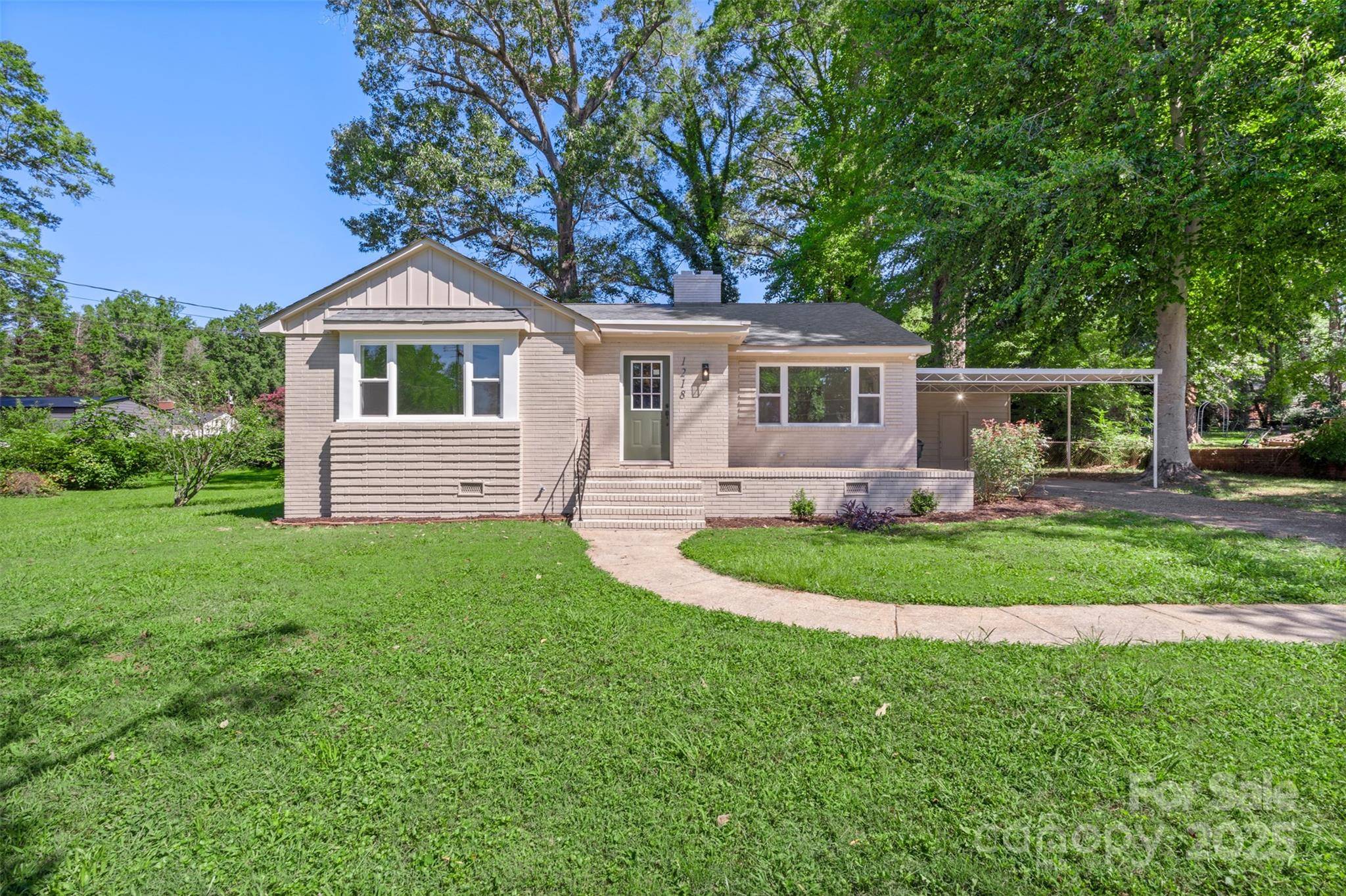 Salisbury, NC 28144,1218 Forestdale DR
