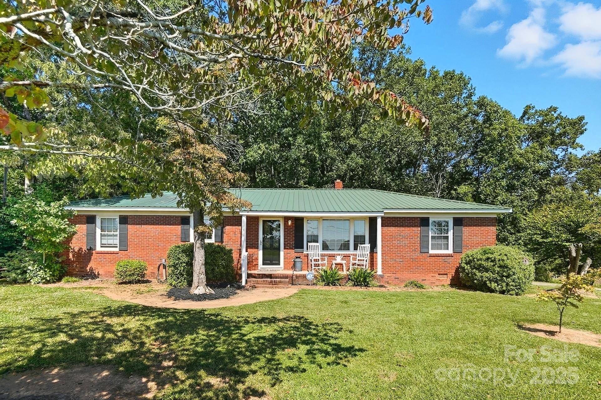 Monroe, NC 28110,201 Airport RD