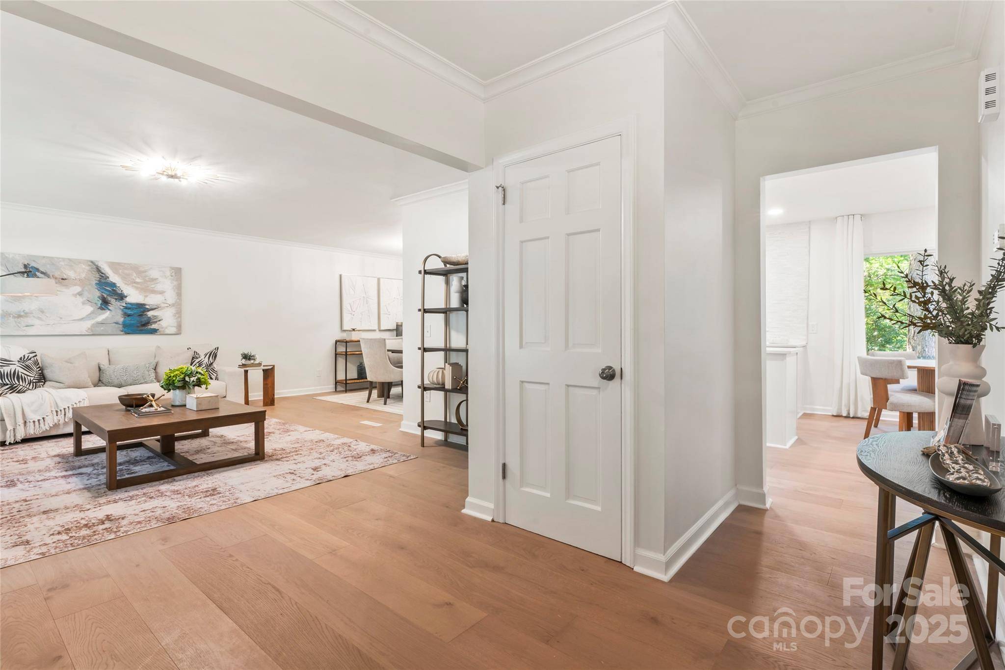 Charlotte, NC 28211,7016 Pleasant DR