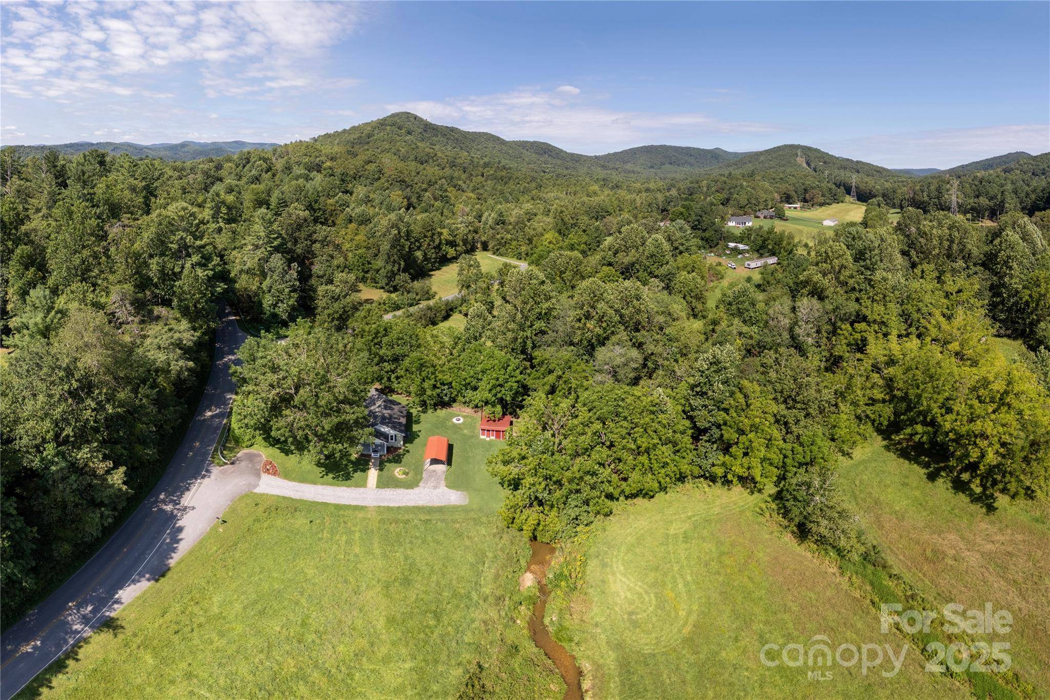 Horse Shoe, NC 28742,2 Foster Creek RD