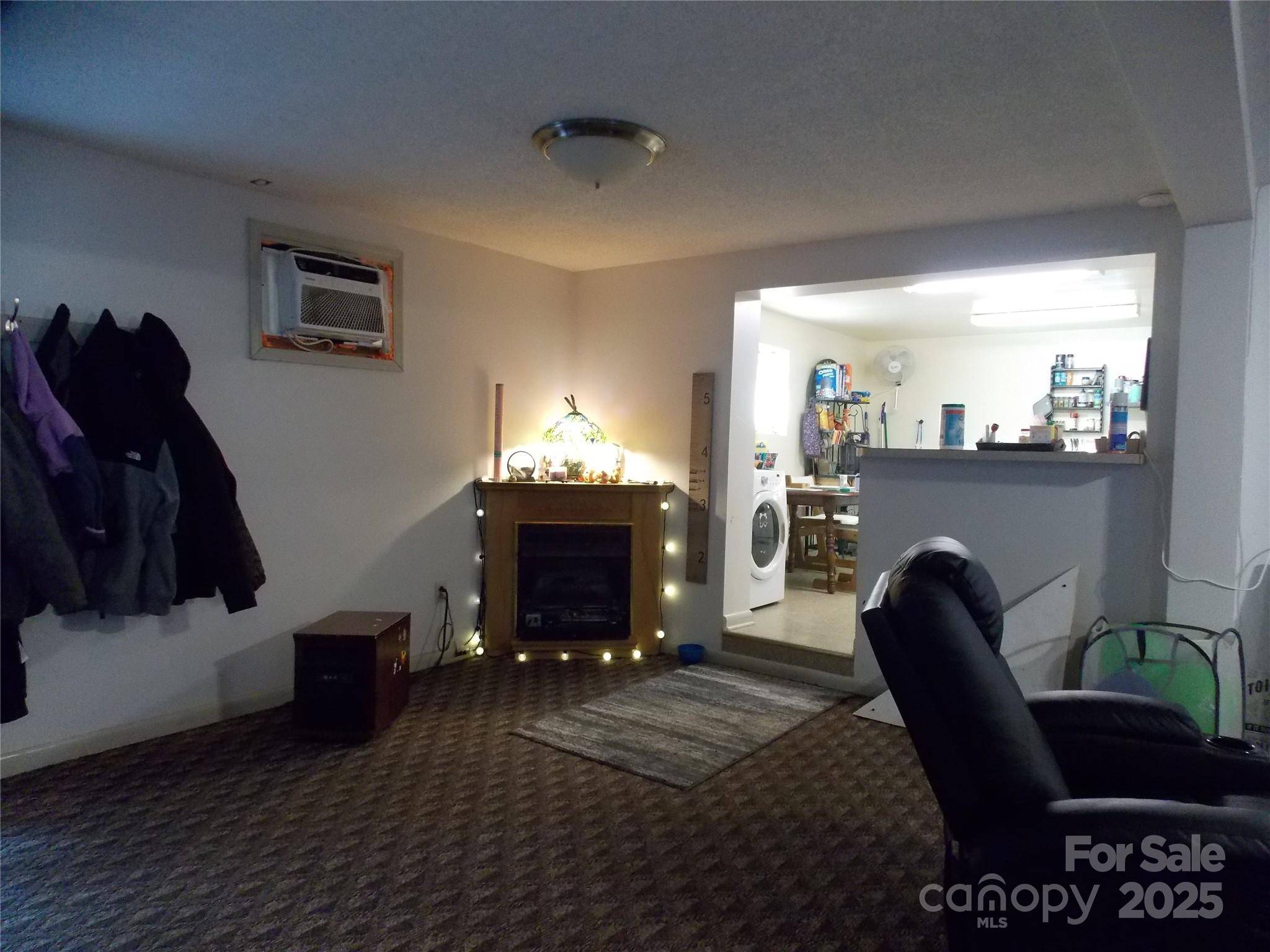 Lenoir, NC 28645,1317 &1319 Main ST NW