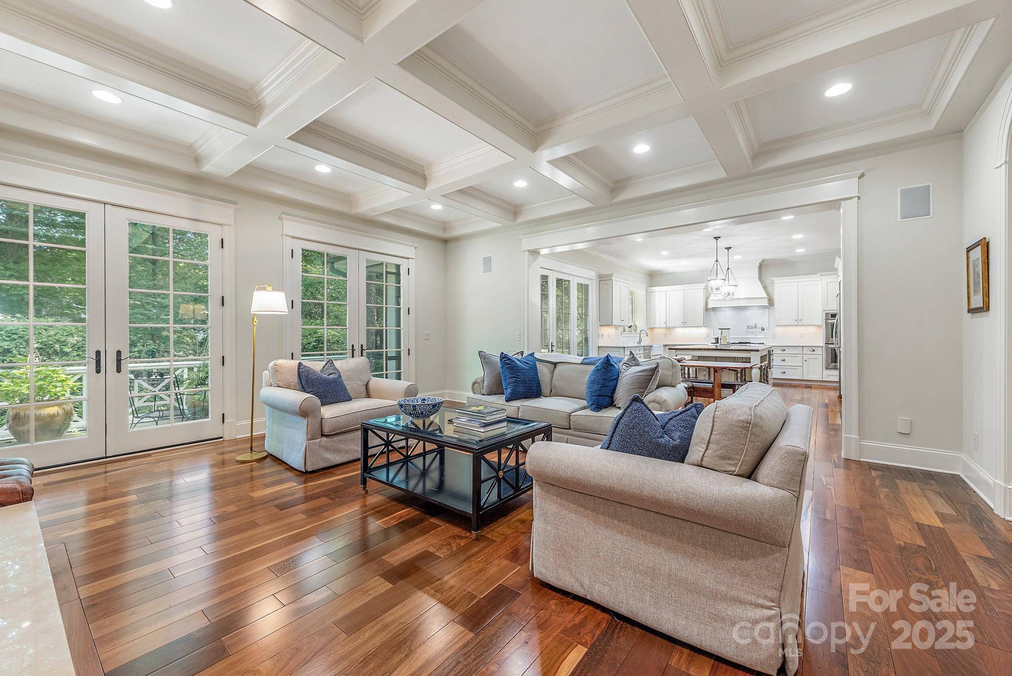 Charlotte, NC 28211,946 Laurel Creek LN