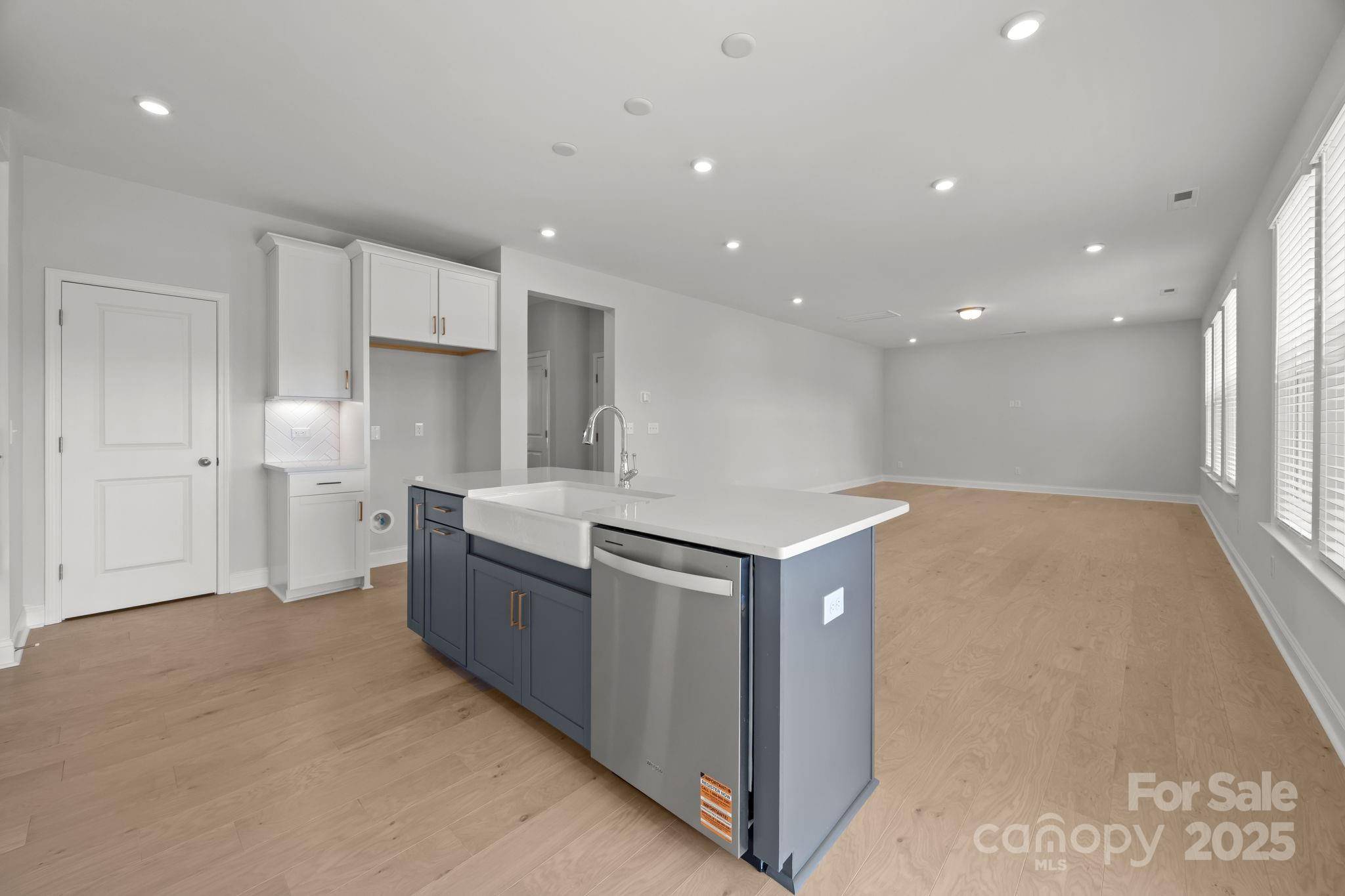 Mooresville, NC 28115,128 Canary LN #8