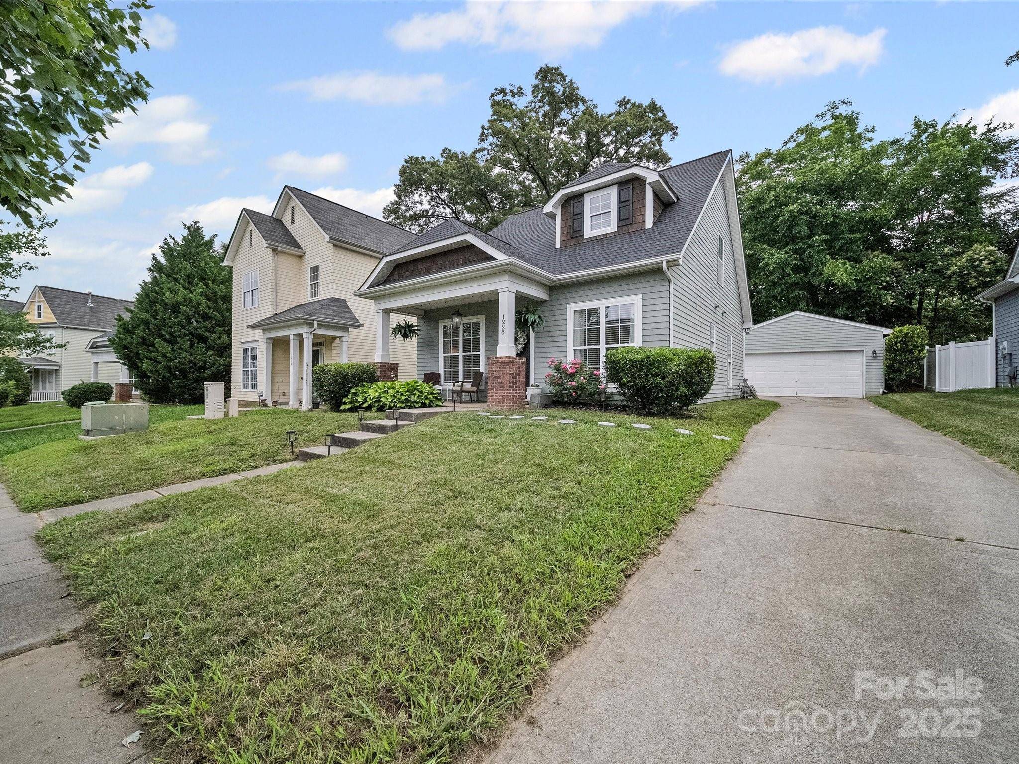 Charlotte, NC 28206,1228 Rising Oak DR