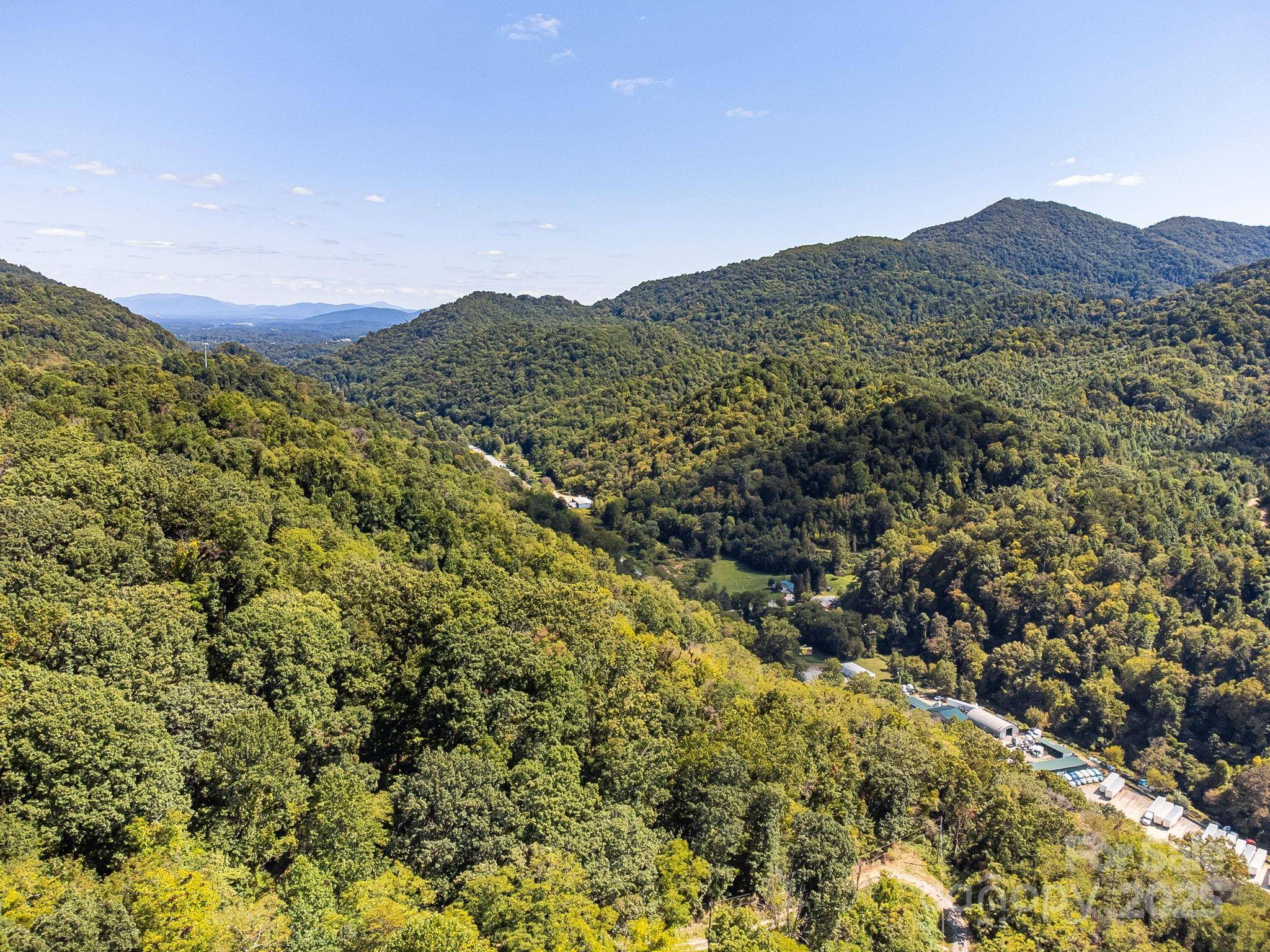 Canton, NC 28716,88 Ernest DR