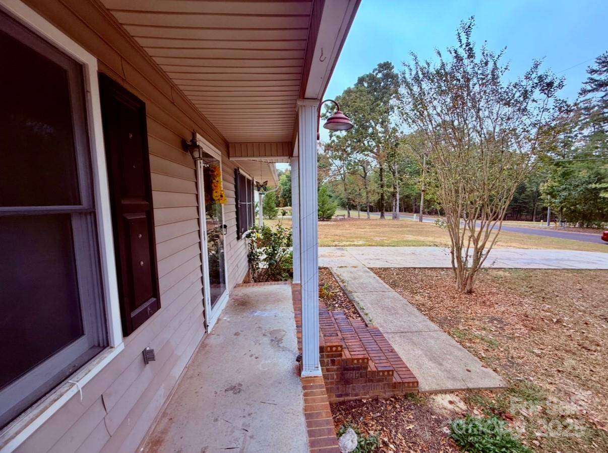 Lancaster, SC 29720,2827 Kendlewood DR