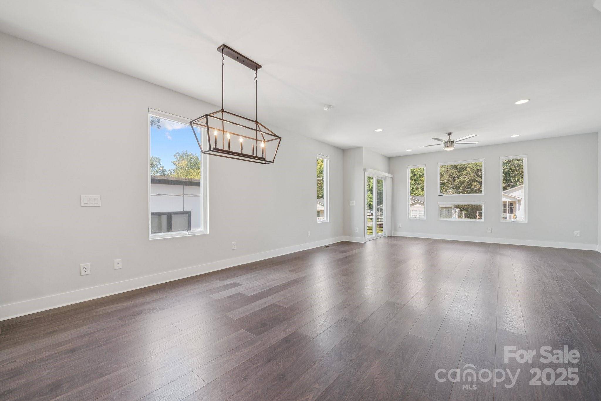 Charlotte, NC 28208,423 Coxe AVE