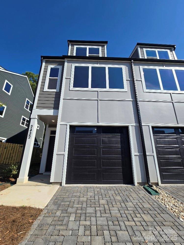 Charlotte, NC 28208,2432 Arty AVE