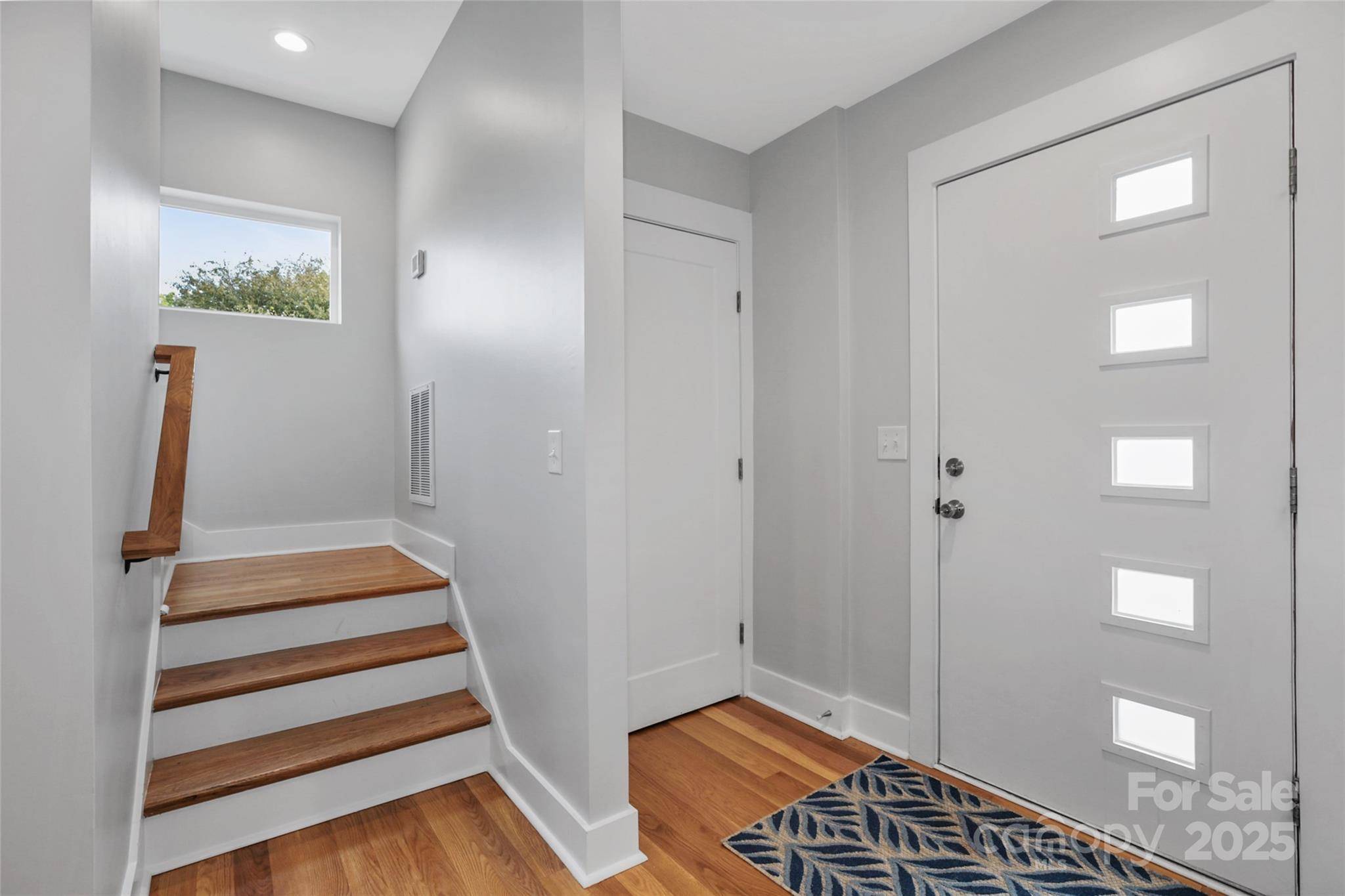 Charlotte, NC 28216,621 Campus ST