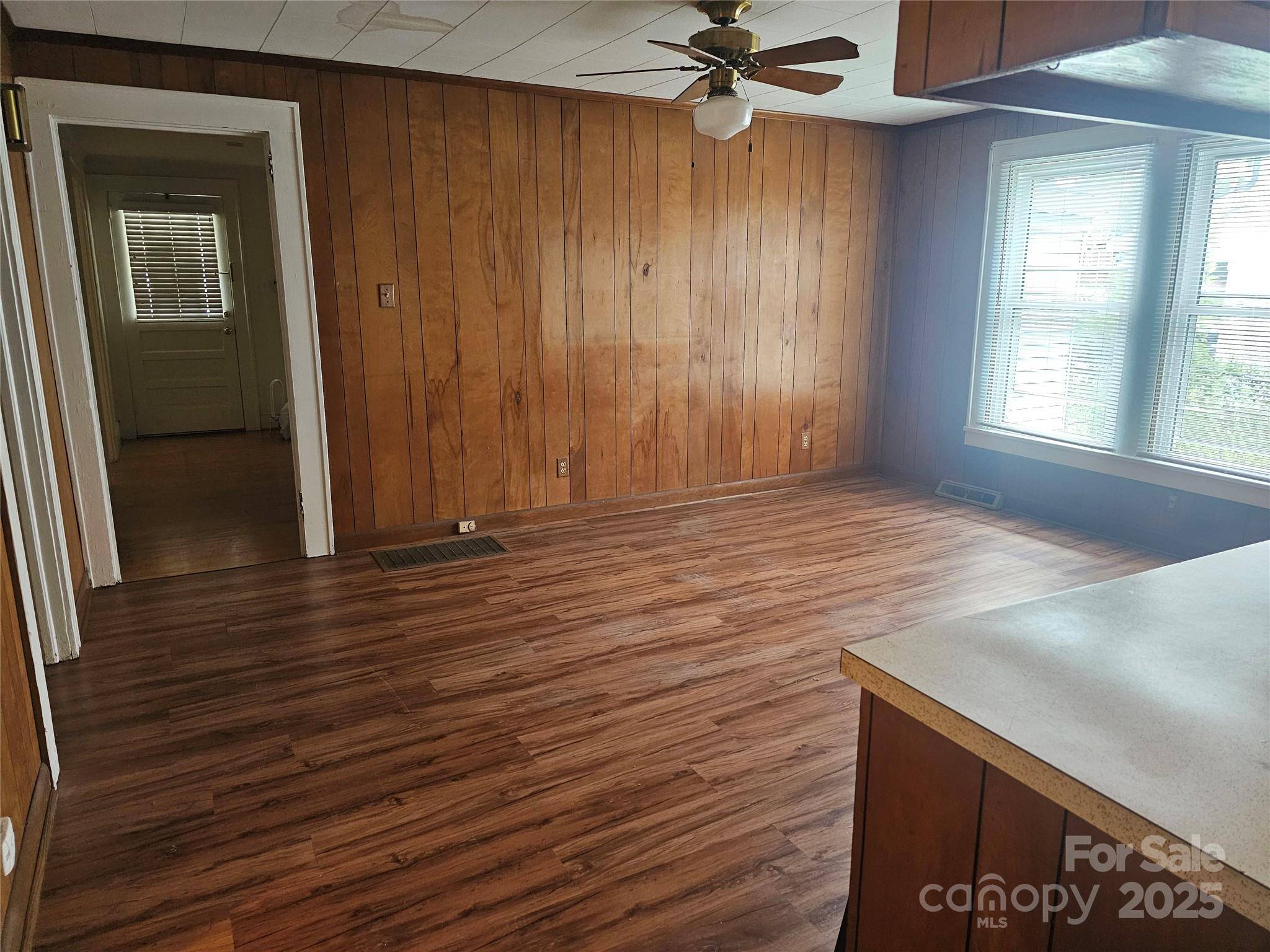 Salisbury, NC 28144,705 E Liberty ST