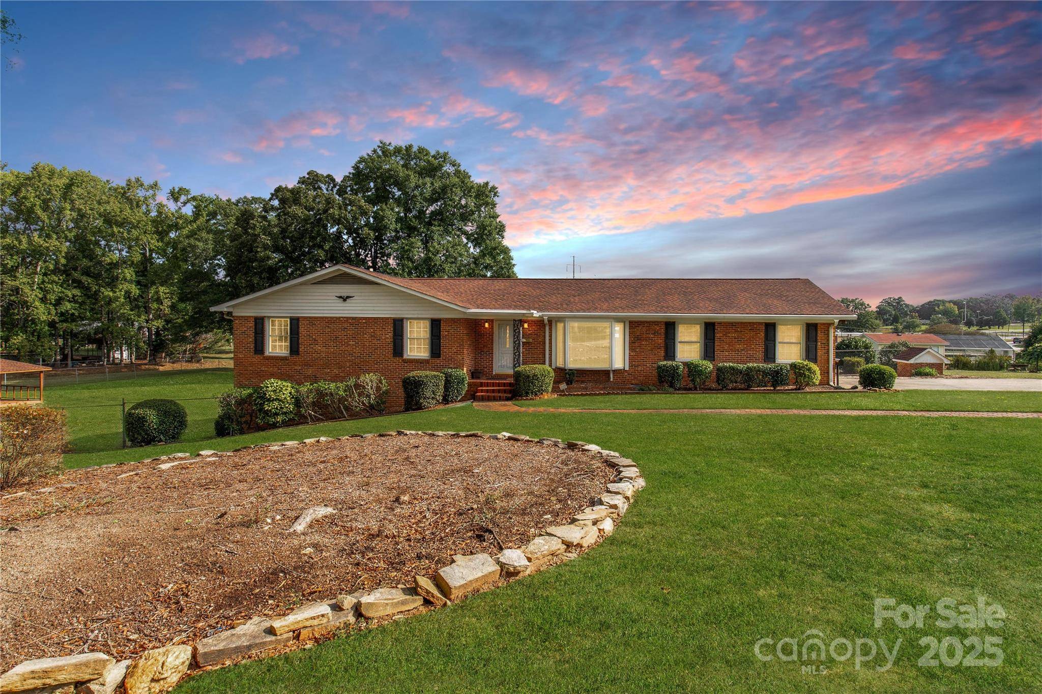 Lancaster, SC 29720,601 Laurel CT