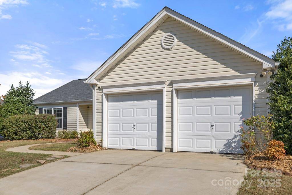 Indian Trail, NC 28079,1010 Glen Hollow DR